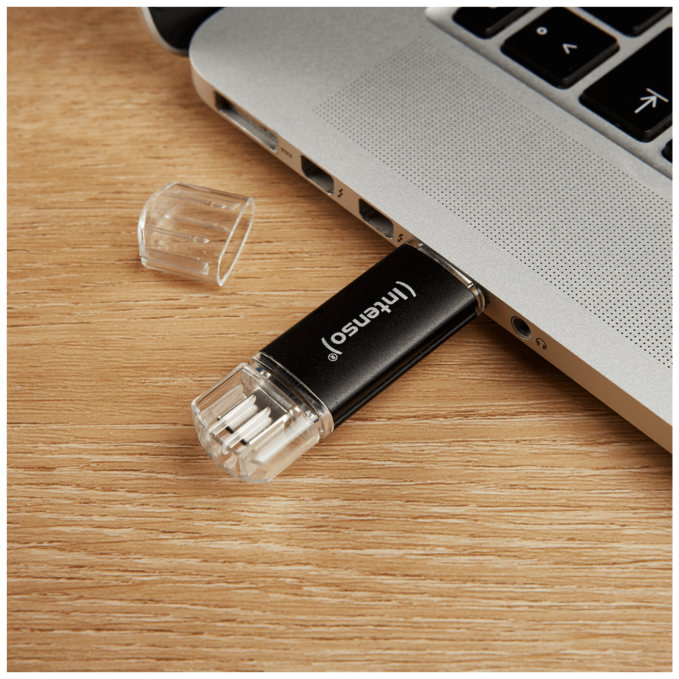 USB Flash Drive INTENSO Twist Line (32GB, USB 3.2, USB-C & USB-A, do 70 MB/s, crna)-6