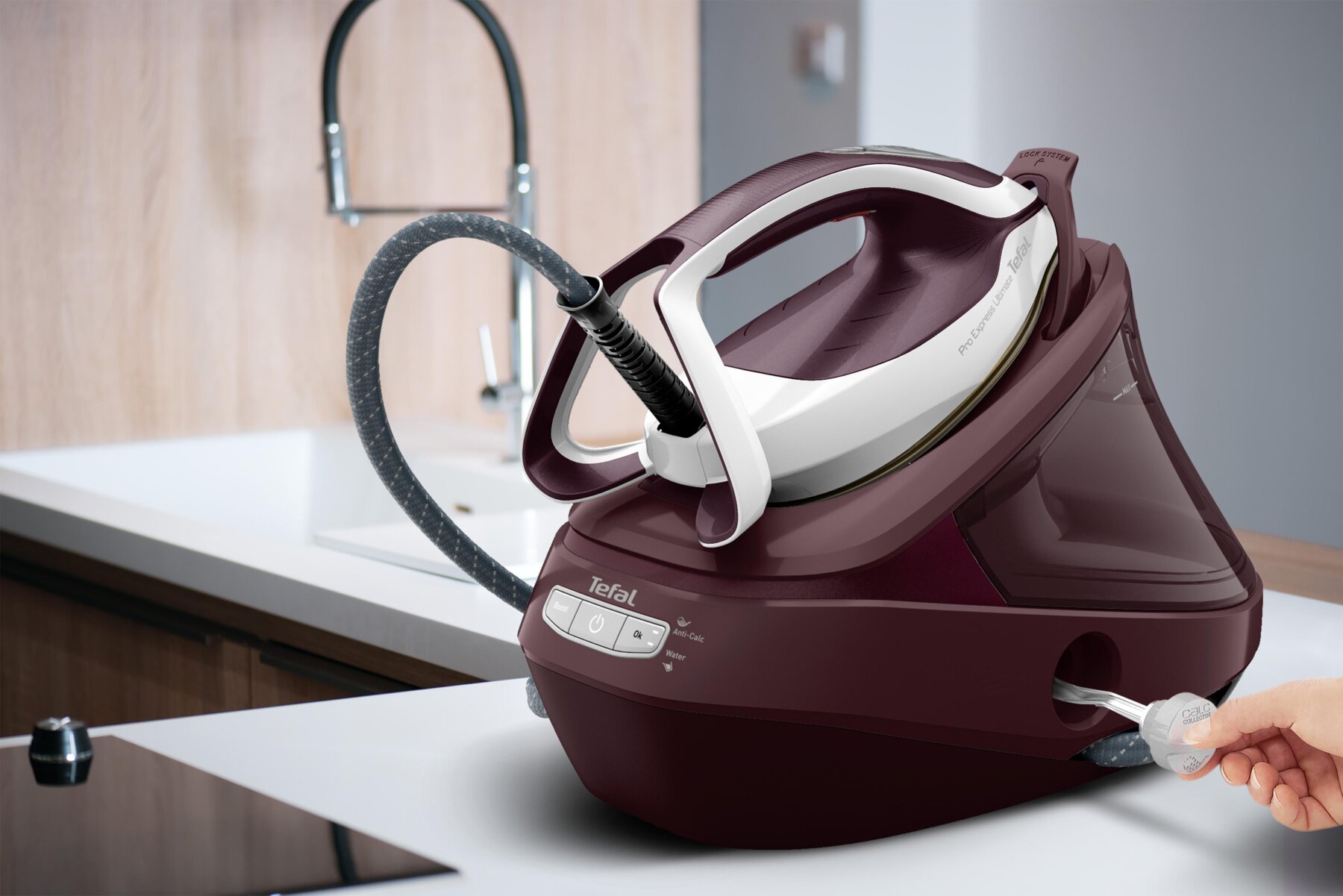 Parna postaja TEFAL GV9721E0-4