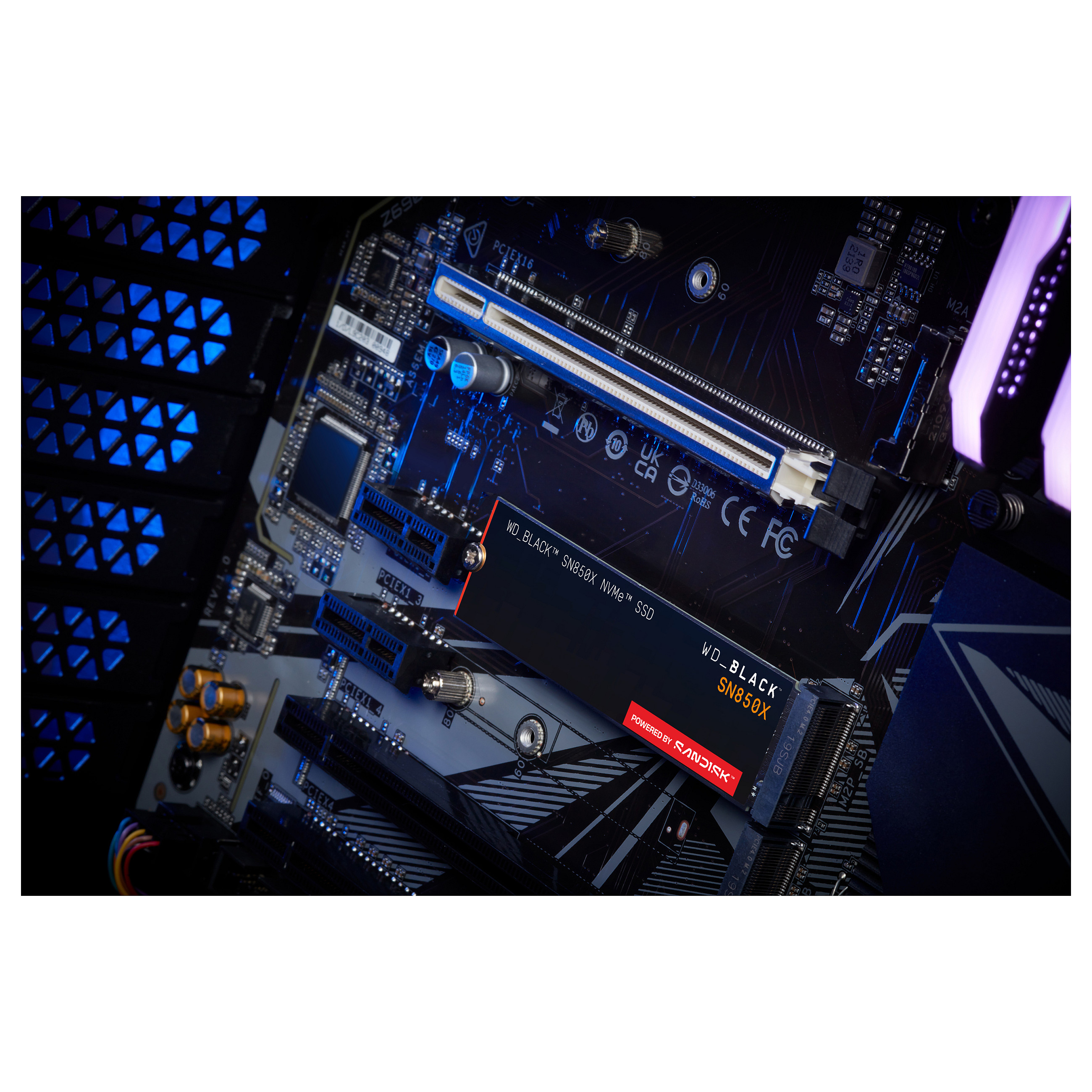 SSD WD crna SN850X 4TB M.2 2280 PCIe Gen4 x4 NVMe, Read/Write: 7300/6600 MBps, IOPS 1200K/1100K, TBW: 2400-14