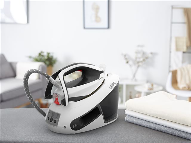 Parna postaja TEFAL SV8130E0-0