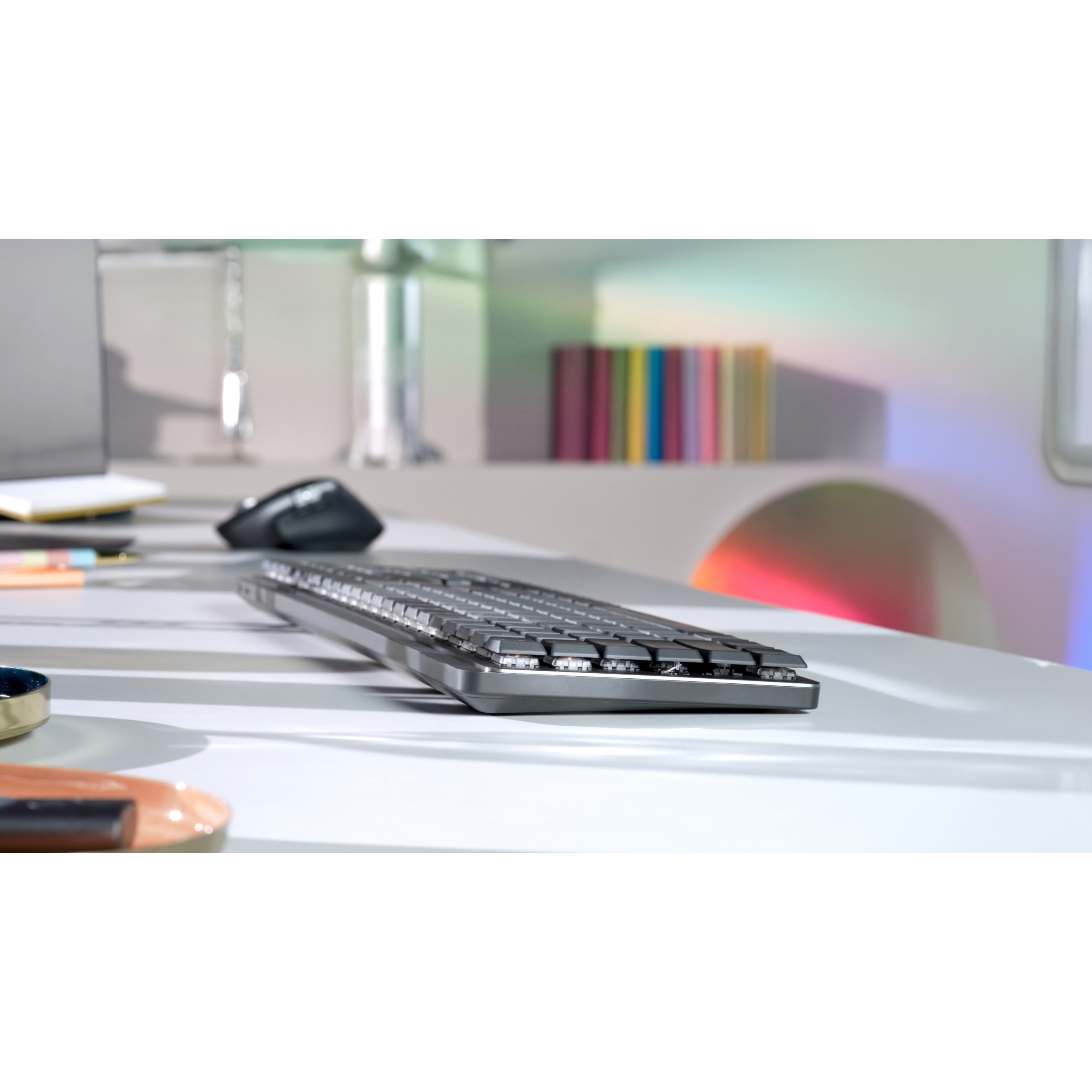 LOGITECH MX Mechanical Wireless Illuminated Performance Keyboard - GRAPHITE - US INTL - 2.4GHZ/BT - EMEA - TACTILE-11