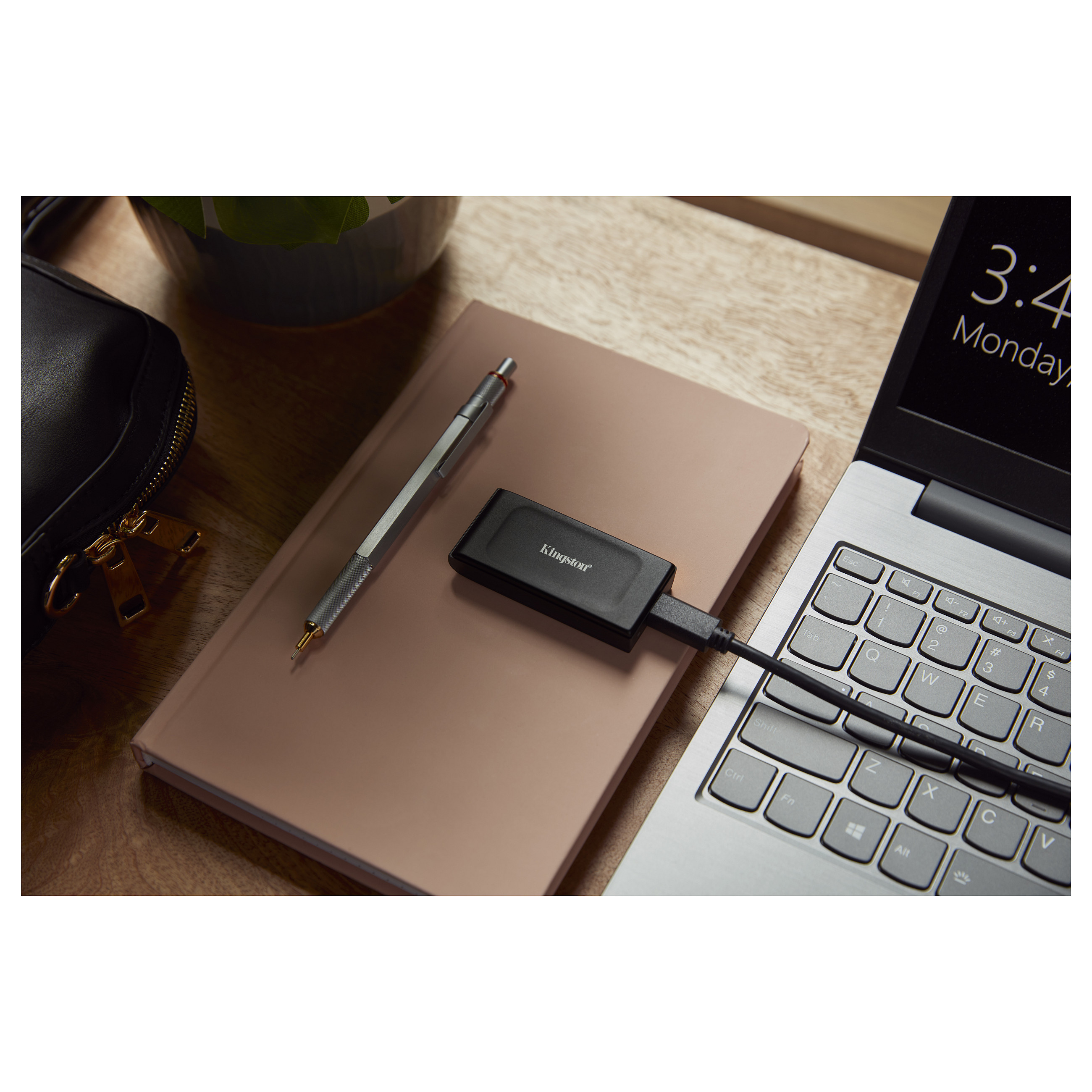 Vanjski SSD KINGSTON XS1000 (2TB, USB 3.2 Gen 2, USB-C, crni)-17