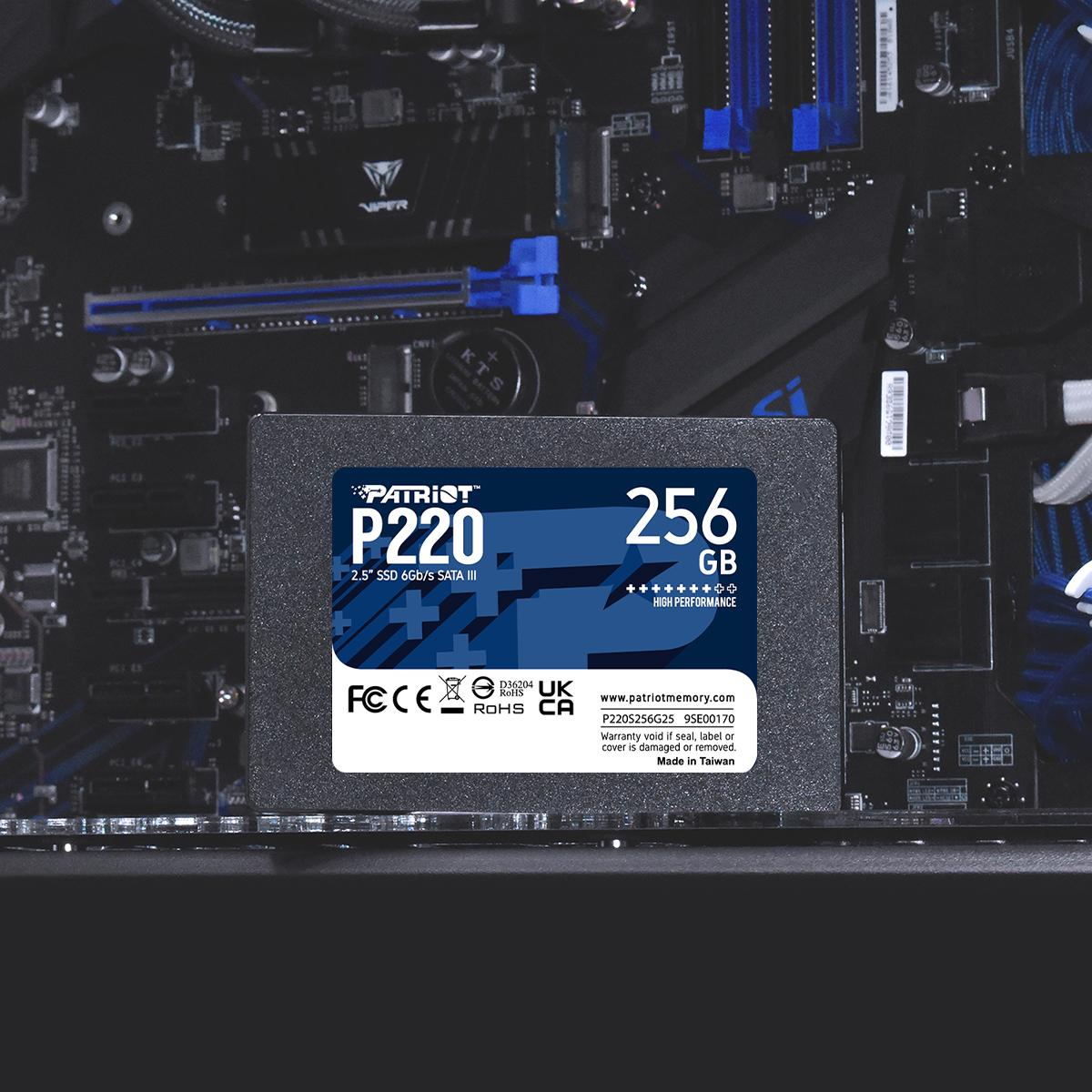 Patriot SSD P220 R550/W490, 256GB, 7mm, 2.5"-4