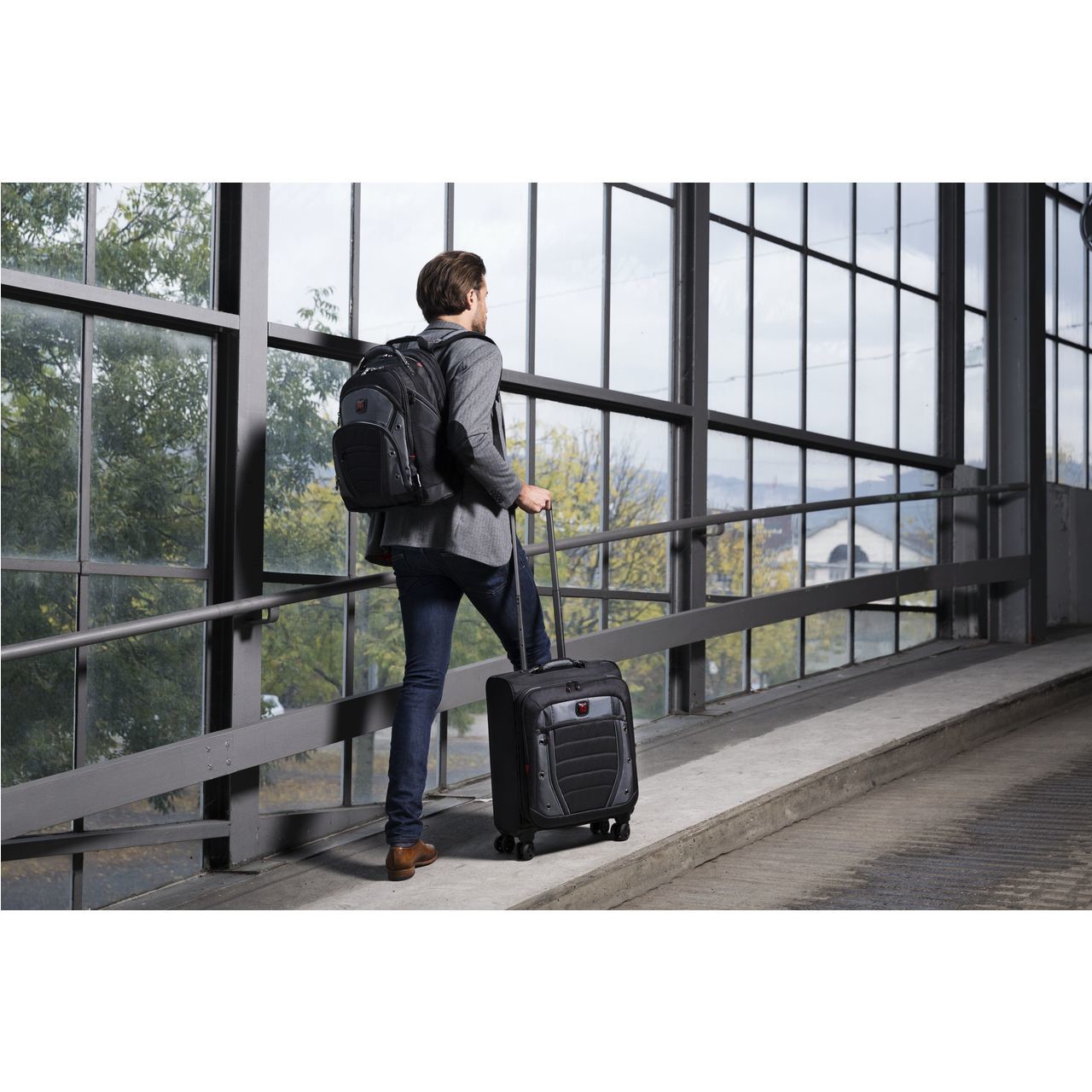 Wenger ruksak Synergy za 16" prijenosnik crno/sivi-5