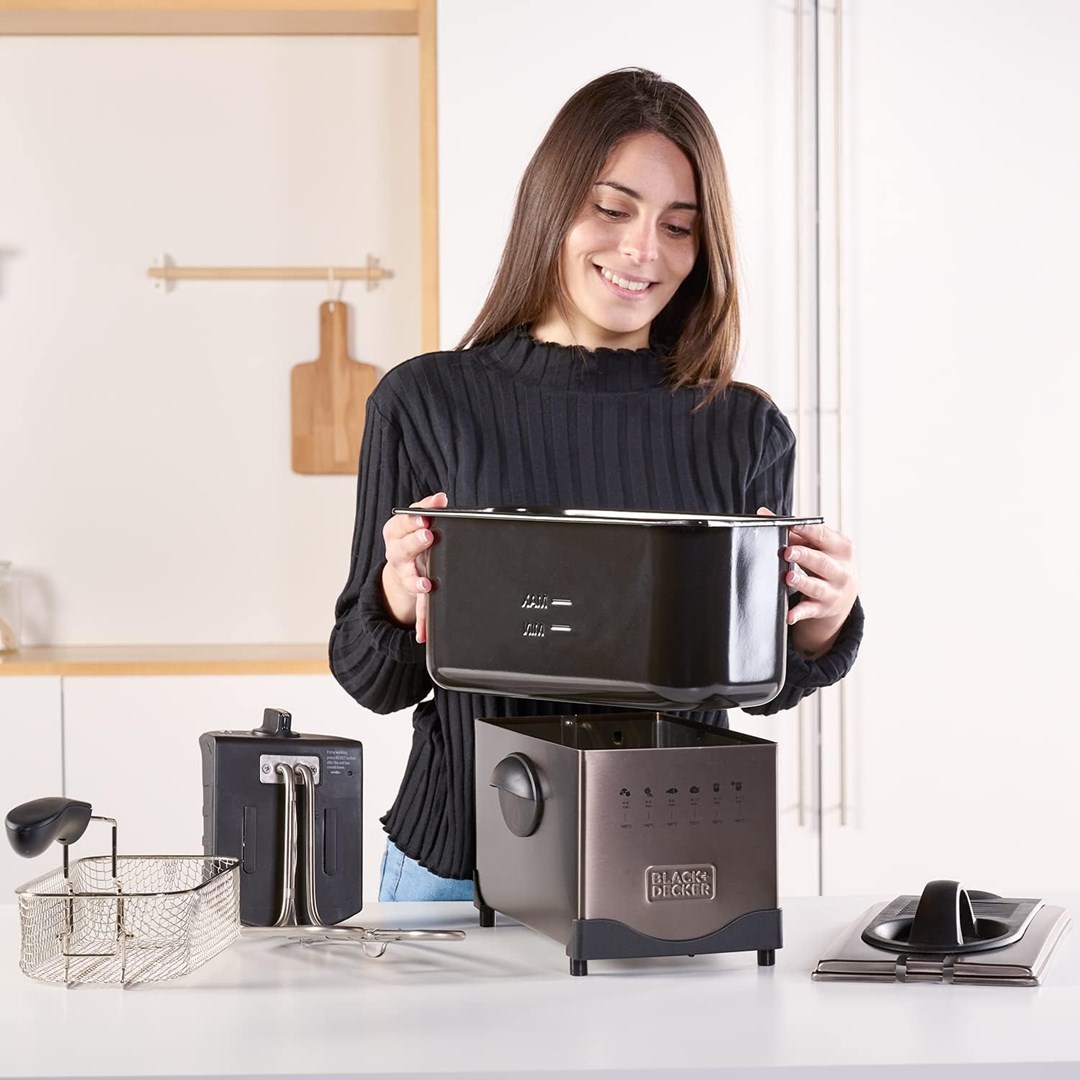 Friteza BLACK+DECKER BXDF2100E-10