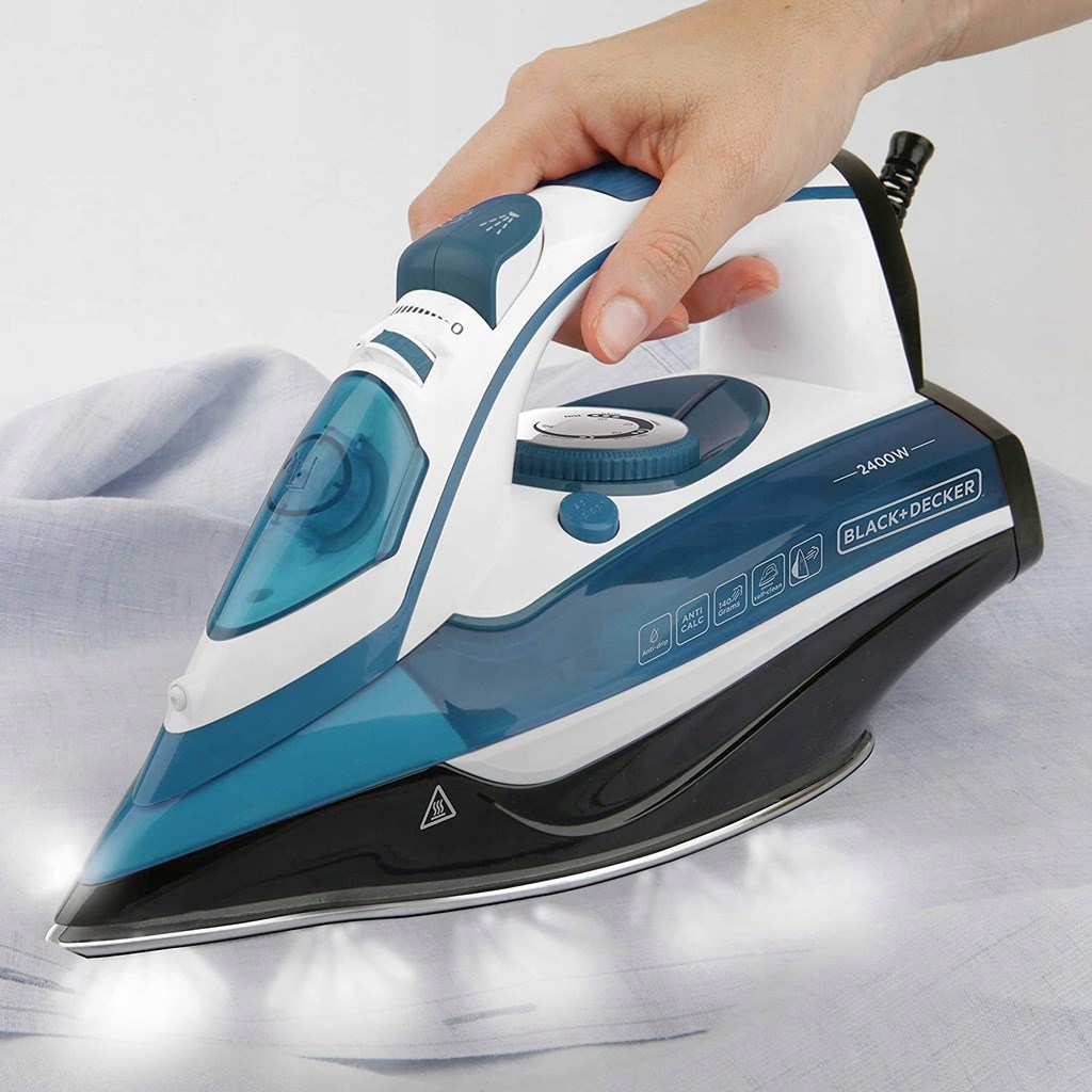 Glačalo na paru BLACK AND DECKER BXIR2402E (2400 W) bijelo-2