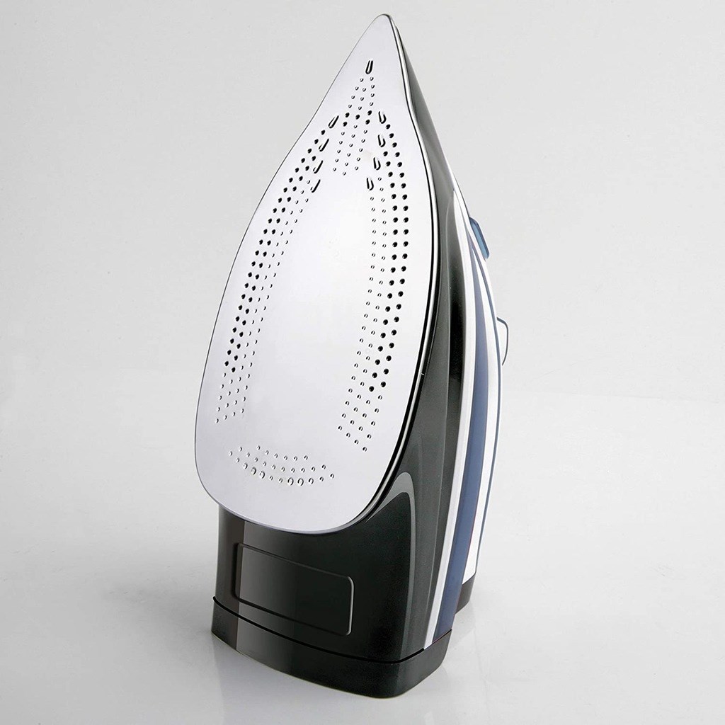 Glačalo na paru BLACK AND DECKER BXIR2402E (2400 W) bijelo-1