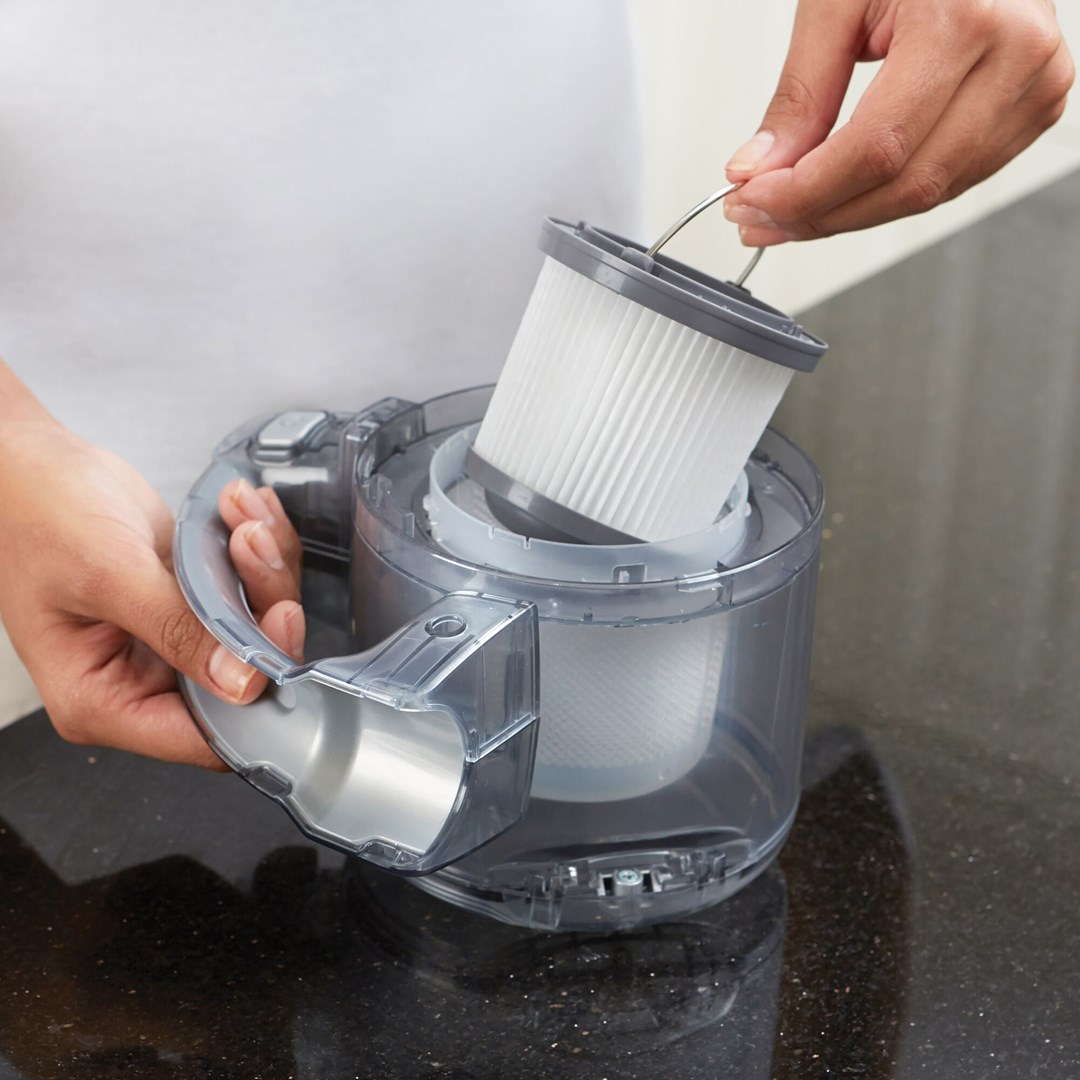Ručni usisavač BLACK AND DECKER PD1820L-QW (bez vrećice) krom-18