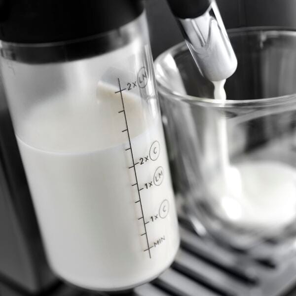 Aparat za kavu DE’LONGHI Magnifica Evo ECAM290.81.TB (1,8 l, 15 bar, LatteCrema, titanium-crni)-1