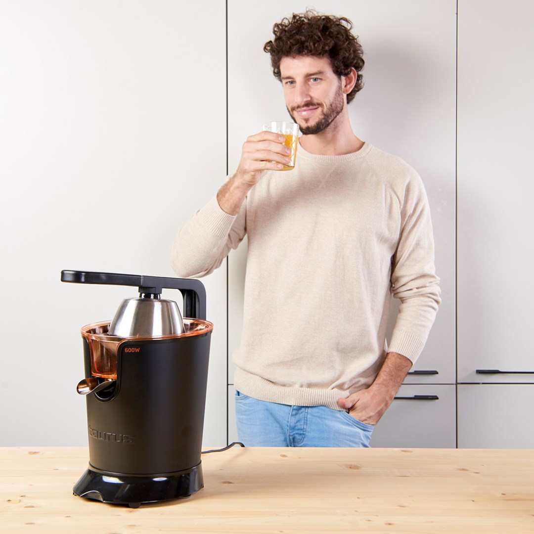 Taurus Easy Press 600 Centrifugal juicer 600 W Black, Brown-9