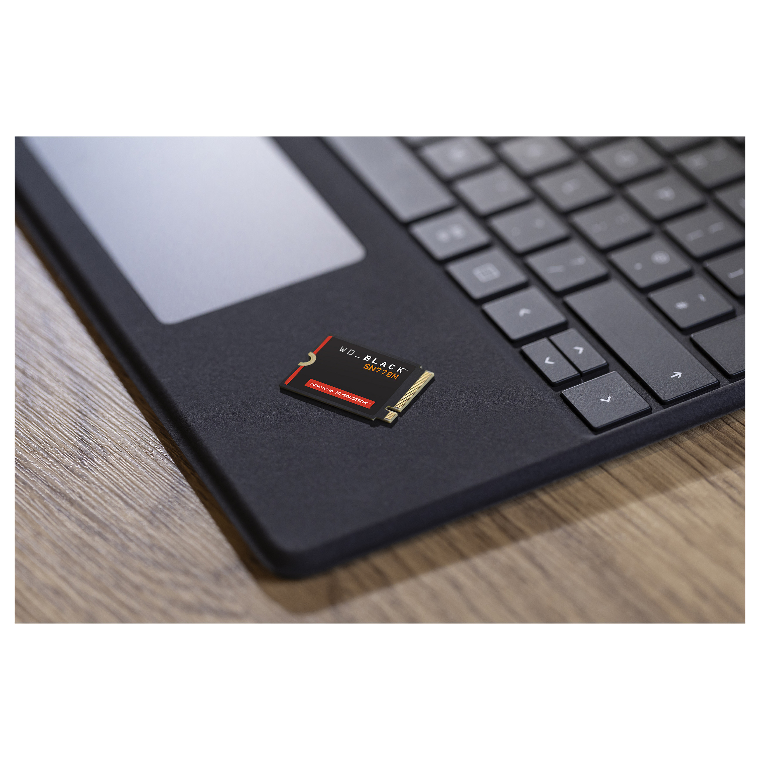 SSD disk WD crna SN770M 2TB M.2 2230 NVMe WDS200T3X0G-17