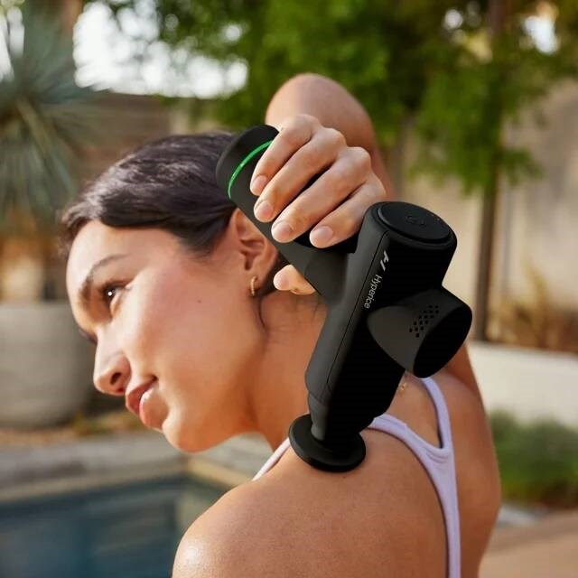 Ručni masažer HYPERICE Hypervolt Go 2.0 crna-3