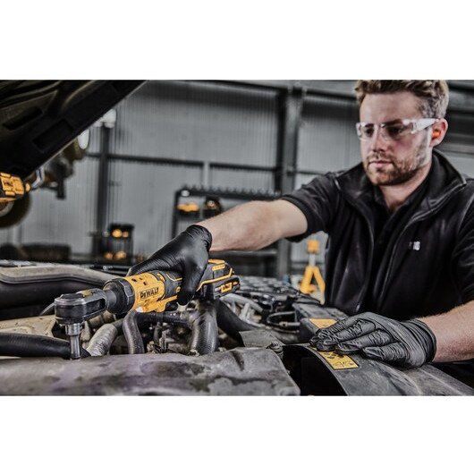 Akumulatorski zatezač DEWALT DCF512N (bez baterije i punjača)-5