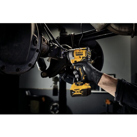 Bežični udarni ključ DEWALT DCF901P2-QW (1/2", 340 N·m, 12 V)-5