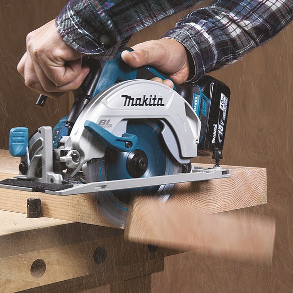 Prijenosna kružna pila MAKITA DHS680Z (5000 RPM, 18 V)-1