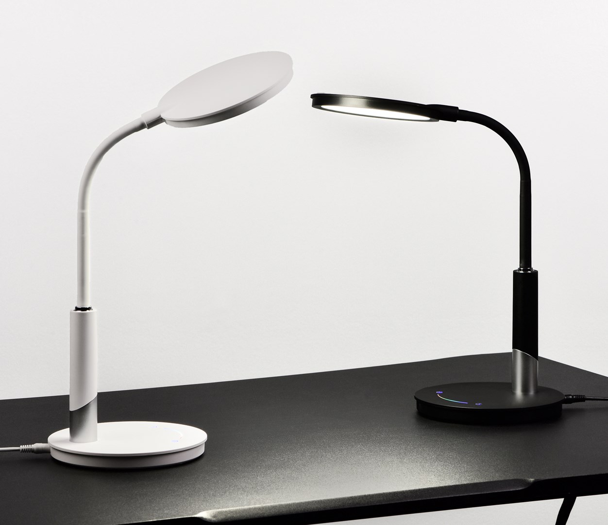LED stolna lampa ACTIVEJET AJE-RAYA RGB bijela-3