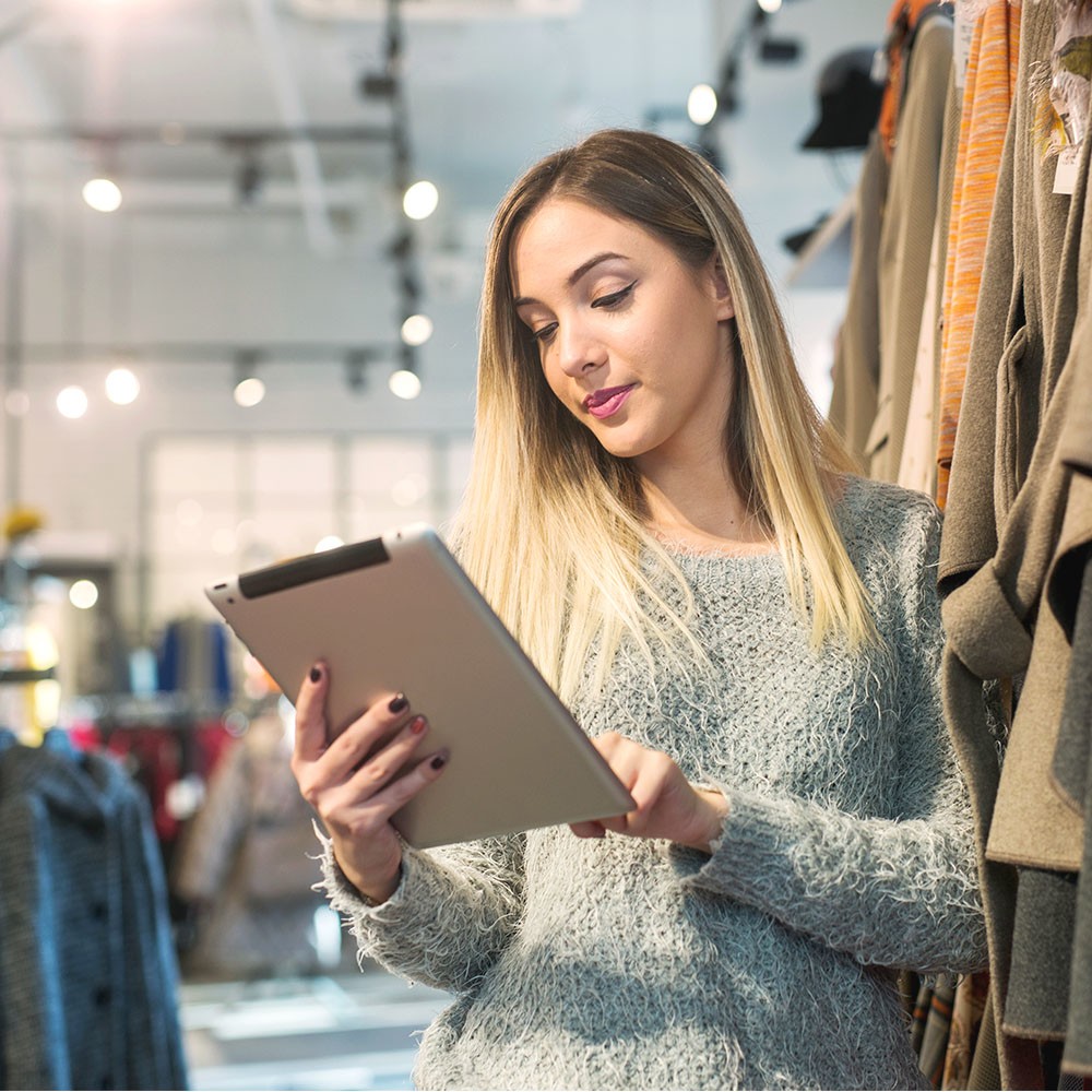 Acces Point Wi-Fi 6 Zyxel NWA50AX 2.4GHz(2x2)/5GHz(2x2) PoE+ 1x1G-8