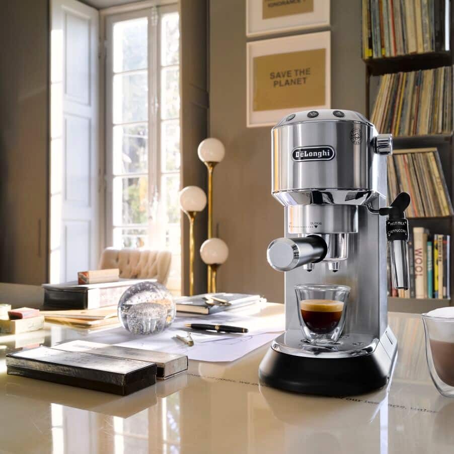 Aparat za kavu DE’LONGHI Dedica Style EC 685.M (Manual Espresso, 1 L)-5