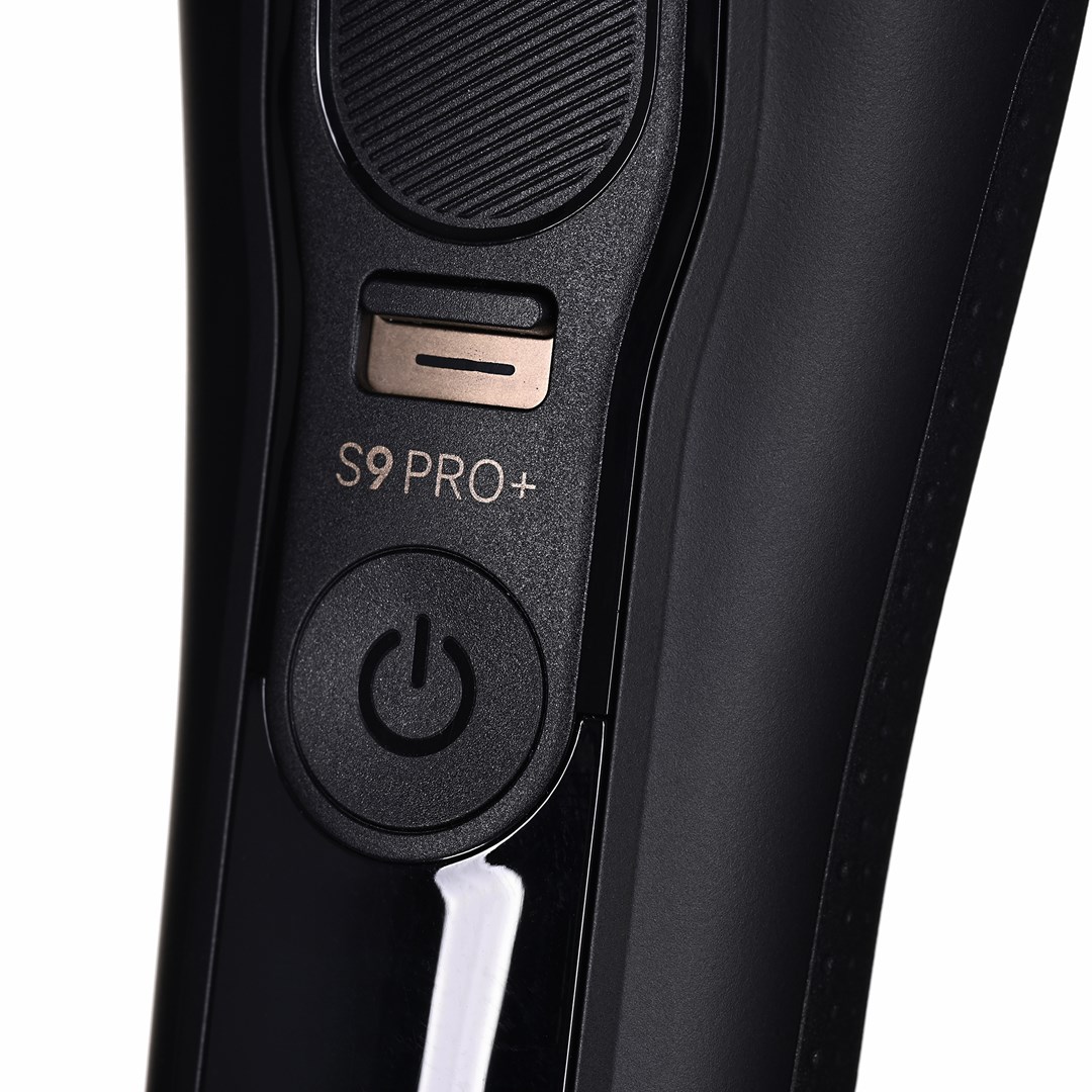 Brijaći aparat BRAUN Series 9 Pro+ 9590cc (Crni, Wet & Dry, Trimer)-9