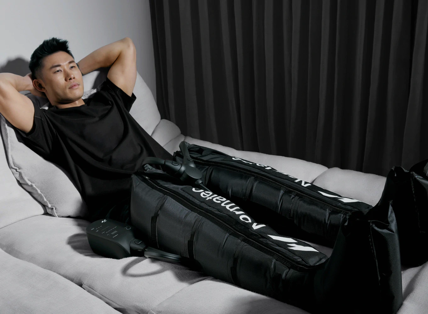 Kompresijski masažer za noge HYPERICE Normatec 3.0 Leg System-6