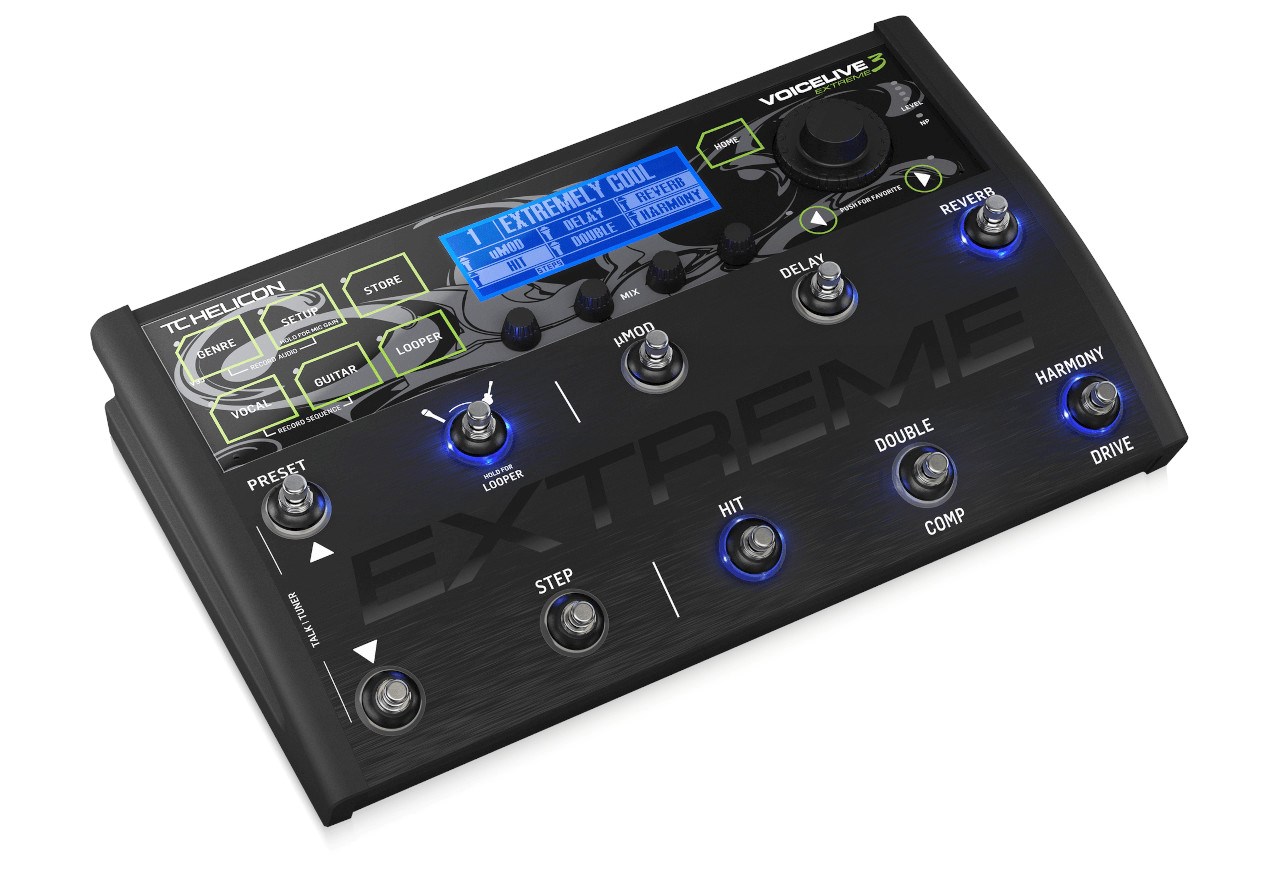Vokalno-gitarski multiefekt procesor TC HELICON VoiceLive 3 Extreme-2