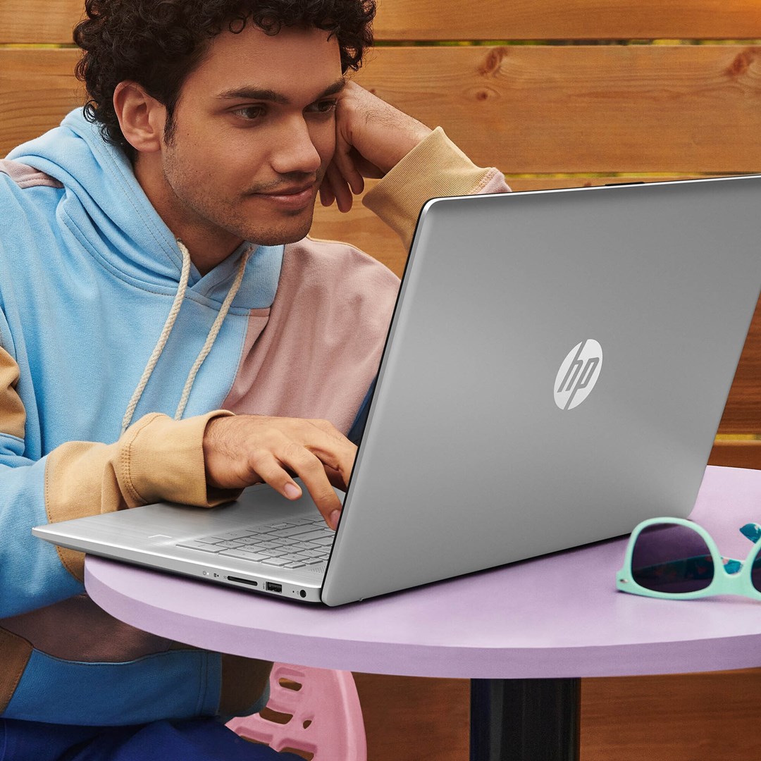Laptop HP 17-cn3135nw (17,3", FHD, Intel Core i5-1334U, 16GB, 512GB SSD, Windows 11 Home) srebrni – internacionalna non HR tipkovnica-6