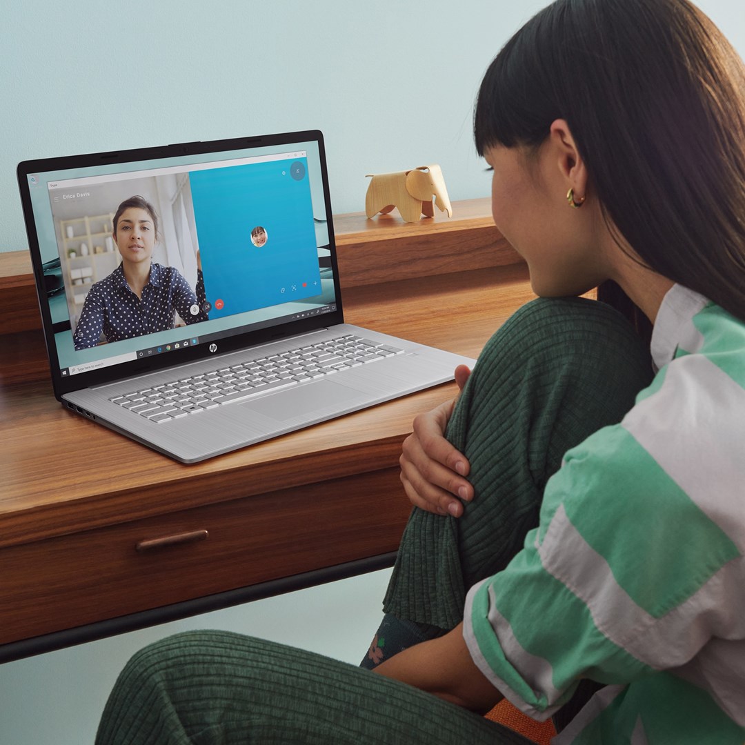 Laptop HP 17-cn3135nw (17,3", FHD, Intel Core i5-1334U, 16GB, 512GB SSD, Windows 11 Home) srebrni – internacionalna non HR tipkovnica-10