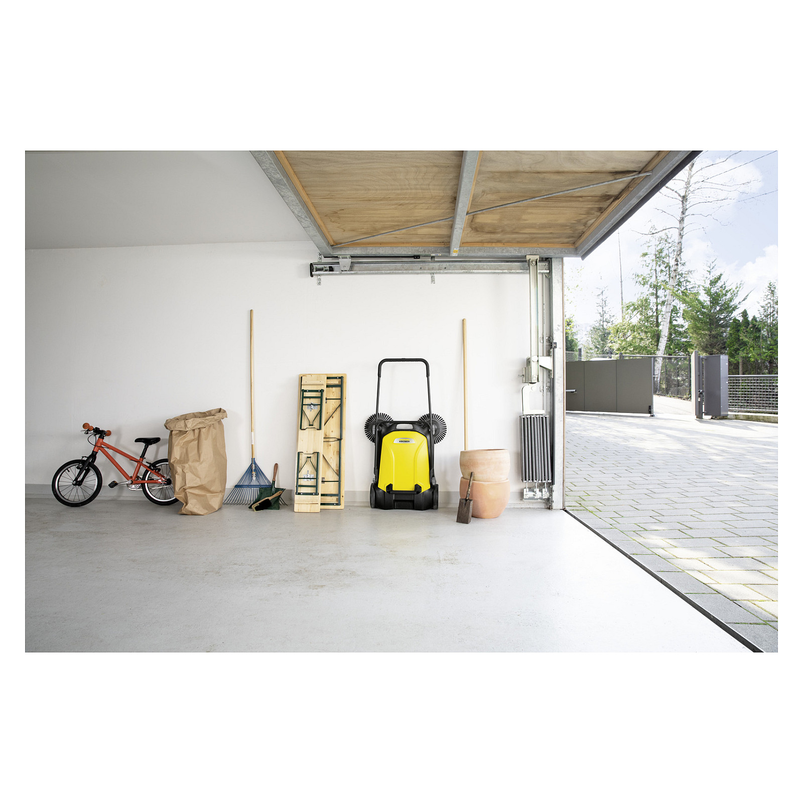 Stroj za metenje KARCHER S 4 TWIN-4