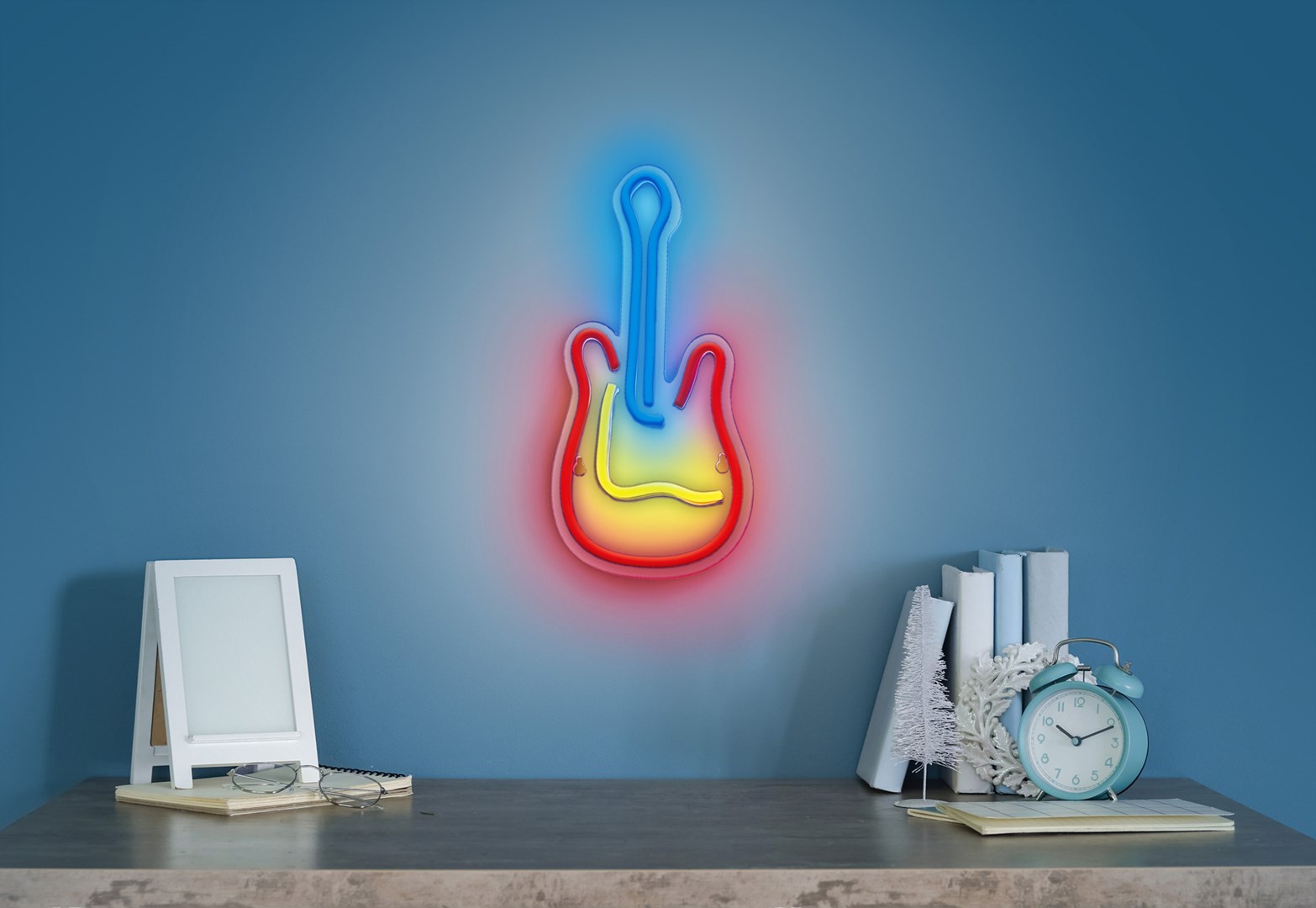 Neonska LED gitara ACTIVEJET AJE-NEON GUITAR (neon svjetlo, oblik gitare, multicolor)-1