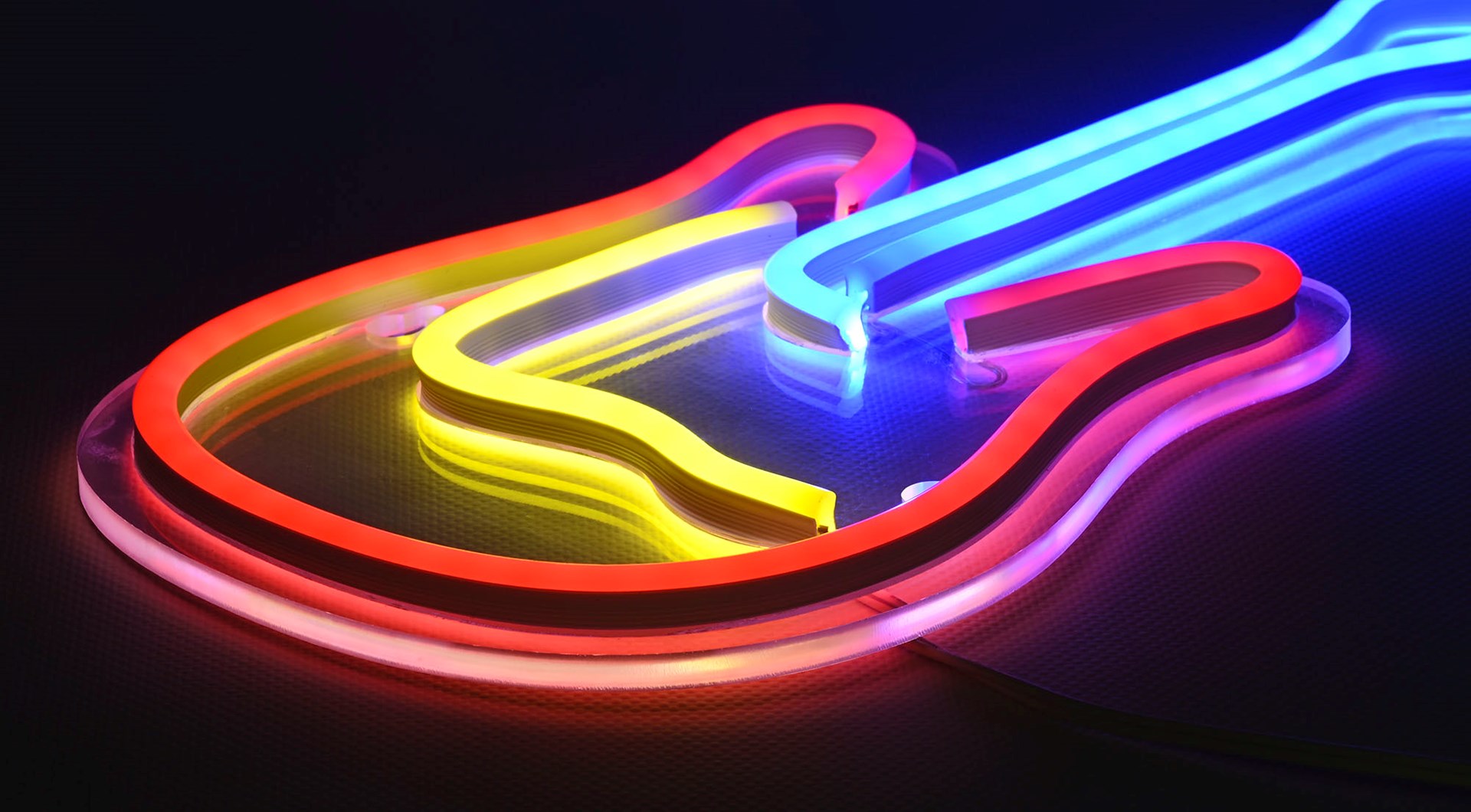 Neonska LED gitara ACTIVEJET AJE-NEON GUITAR (neon svjetlo, oblik gitare, multicolor)-6