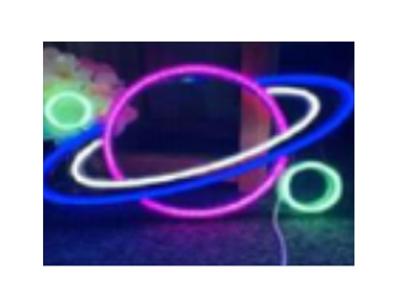 LED neon ACTIVEJET AJE-NEON PLANET (Oblik planeta, višebojni, pogodan za unutarnju upotrebu, napajanje putem USB-a)