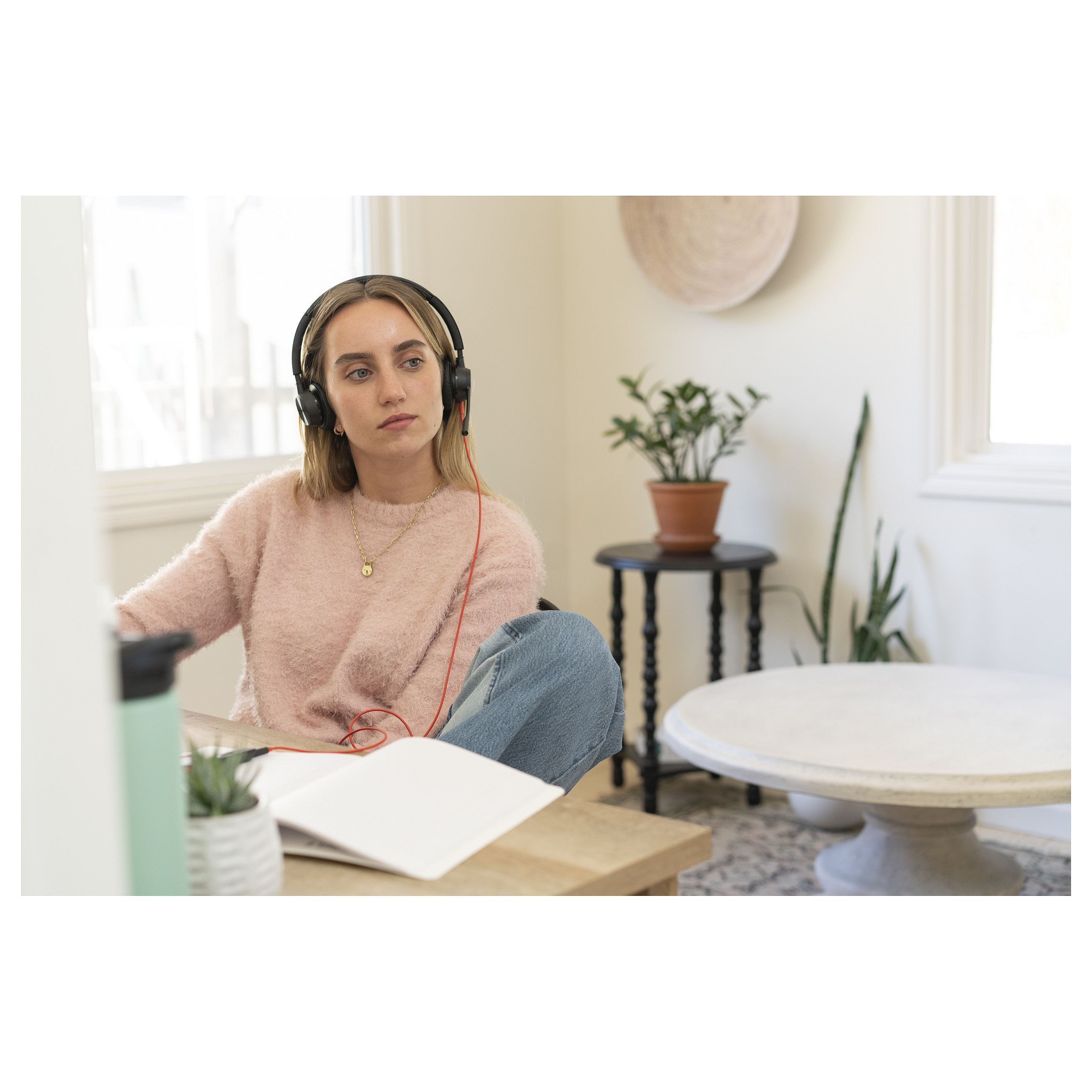 POLY Blackwire 8225 Stereo Microsoft Teams Certified USB-C Headset +USB-C/A Adapter-7