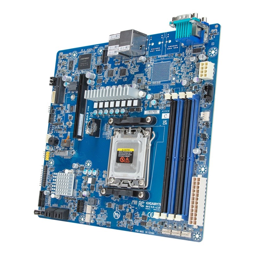 Ploča glavna GIGABYTE MC13-LE0 AM5 AMD Epyc 4004/Ryzen 7000 B650E (4xDIMM, 4x SATA, 1xM.2, 2x1Gbe, IPMI, mATX)-0