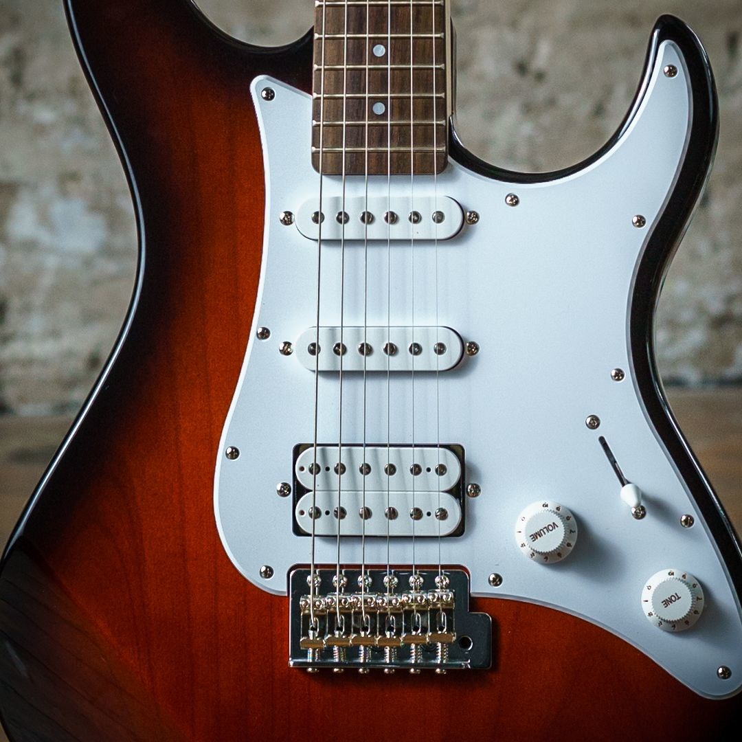 Električna gitara YAMAHA PAC112J 6 žica crna boja-4