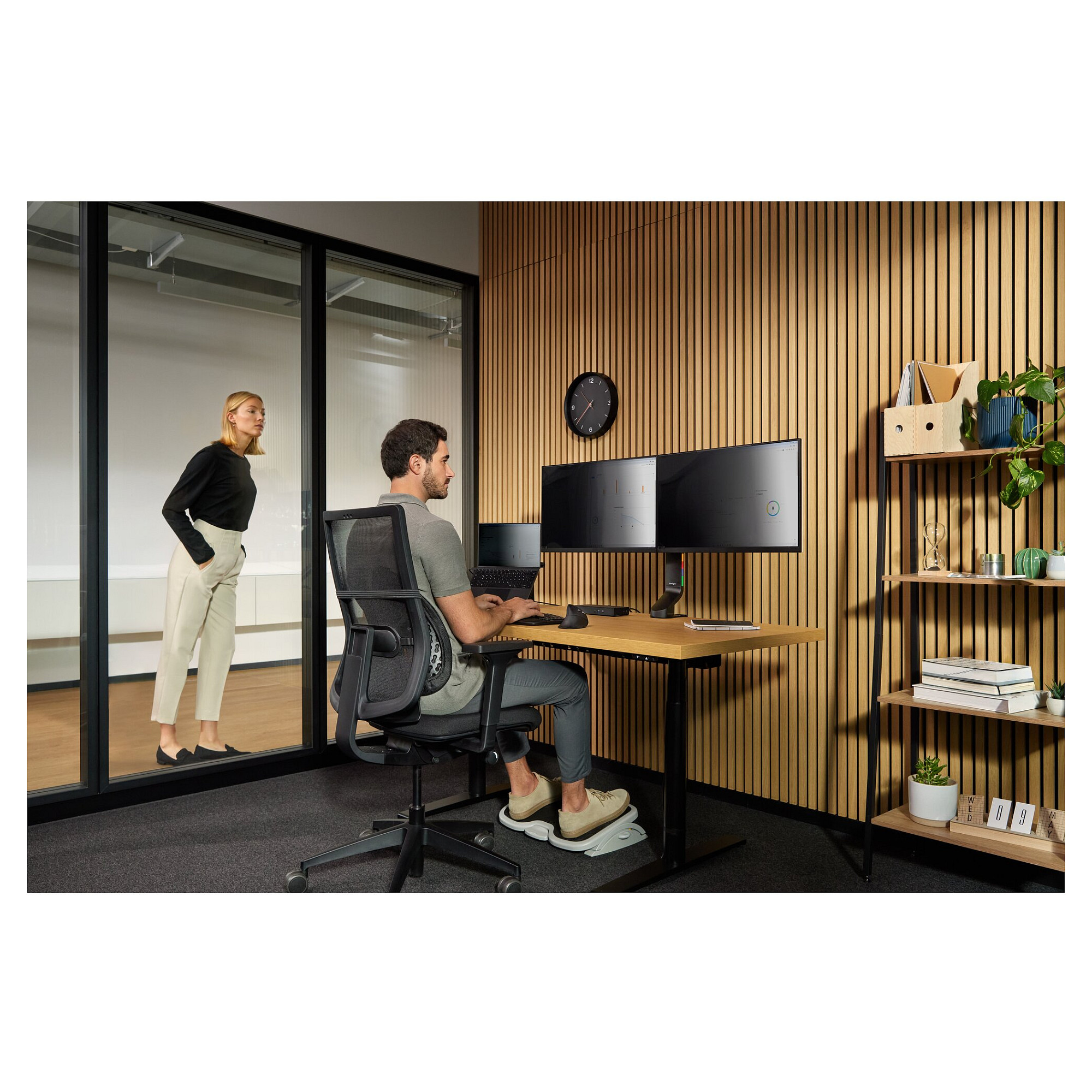Podloga za hlađenje laptopa KENSINGTON SmartFit Easy Riser crna-17