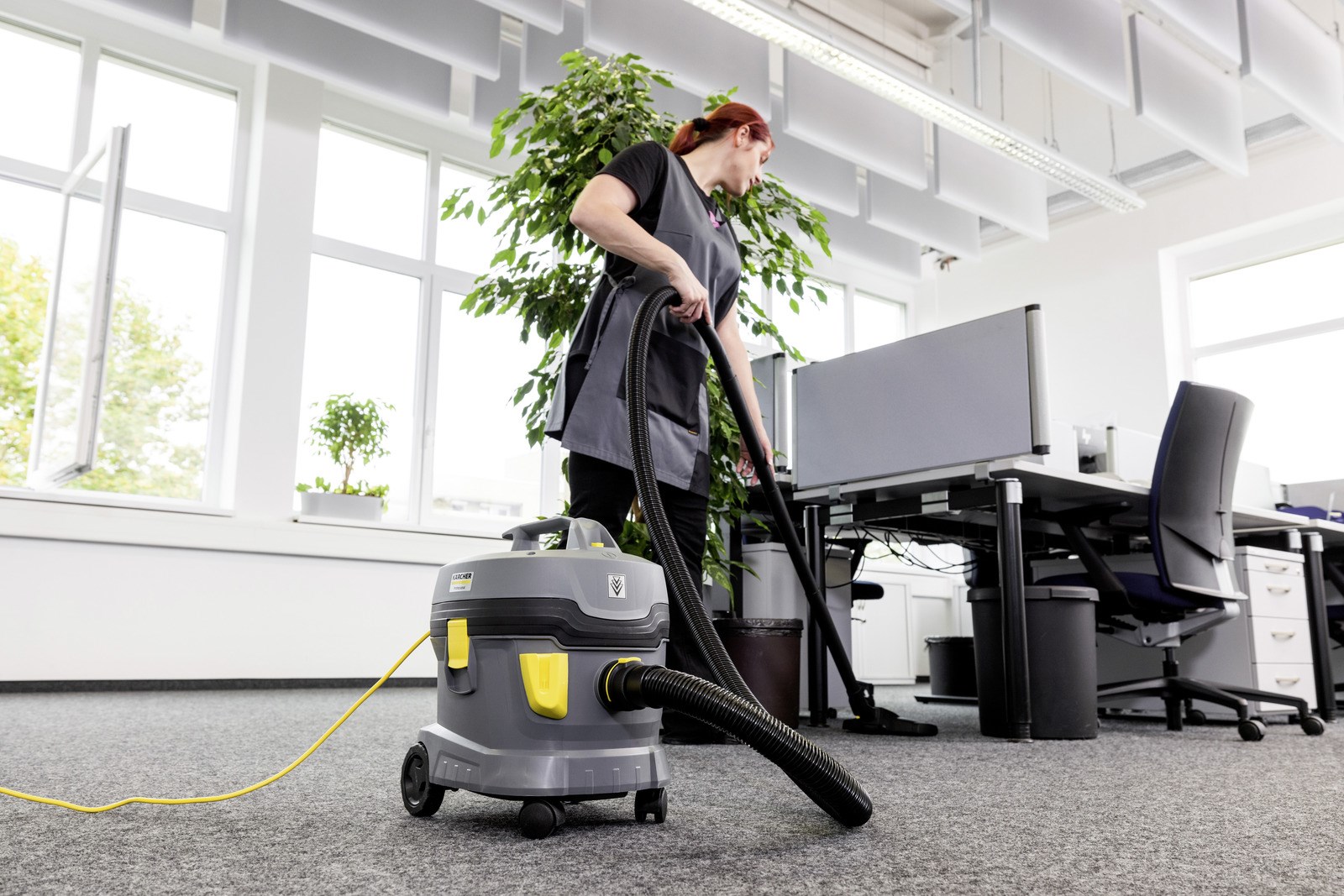 Usisavač KARCHER T 11/1 CLASSIC VACUUM CLEANER (850 W, 11 L, crna, žuta, siva)-3