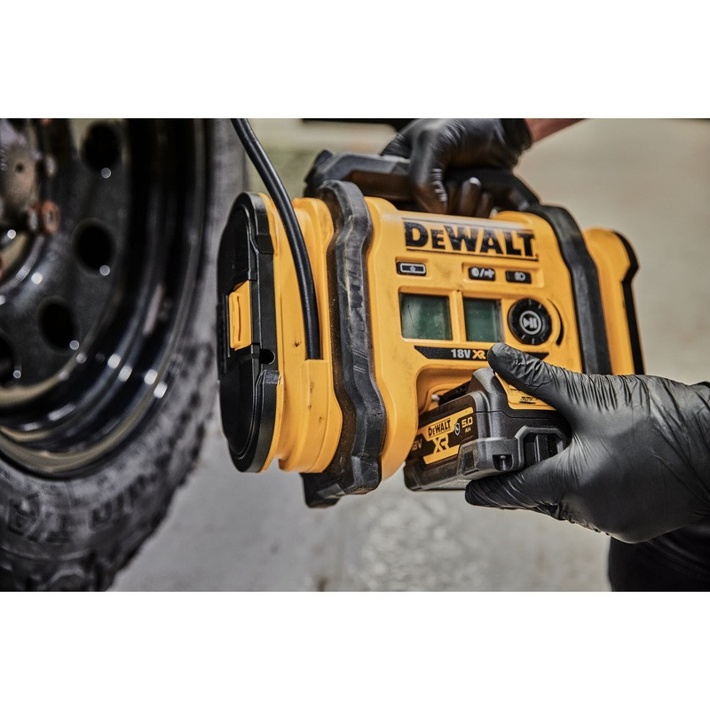 DeWALT DCC018N air compressor-5