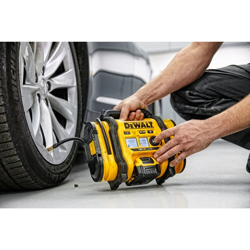 DeWALT DCC018N air compressor-16