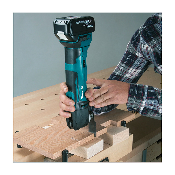 Alat MAKITA DTM51Z (brzina 6000-20000 RPM, zaštita od preopterećenja, kut oscilacije 1.6°, boja tirkizna, crna)-1