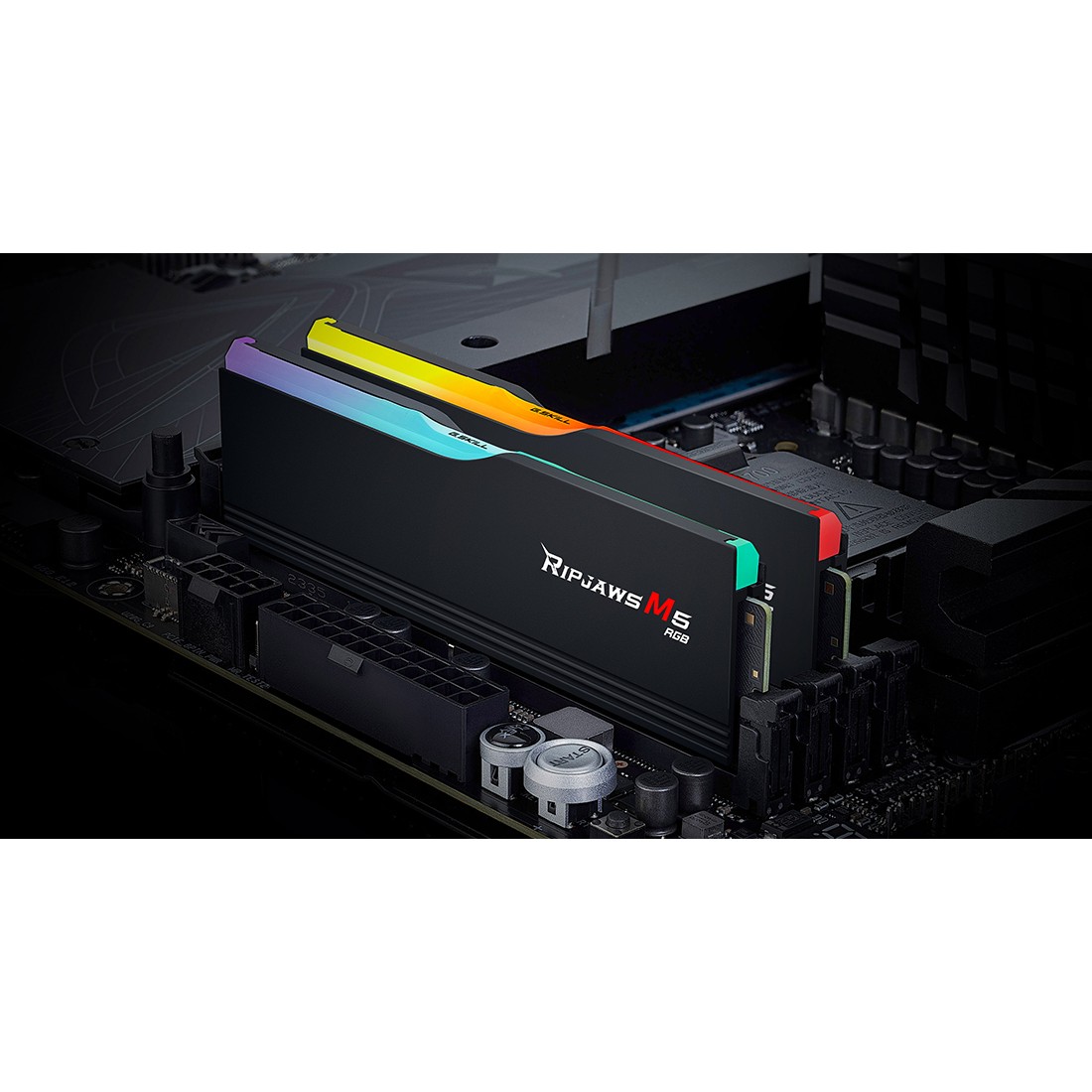 Memorijski modul G.SKILL Ripjaws M5 RGB F5-6400J3239G16GX2-RM5RK (32 GB, 2 x 16 GB, DDR5, 6400 MHz)-1
