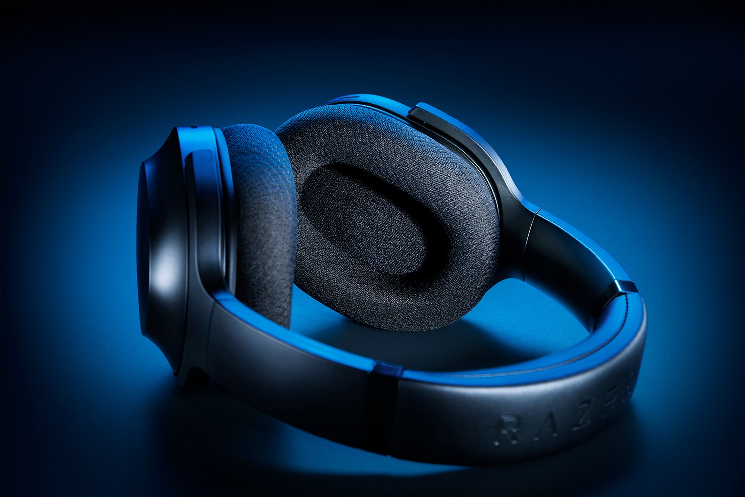 Slušalice RAZER Barracuda (Bluetooth, mikrofon, 40h baterija, USB-C, crne)-0