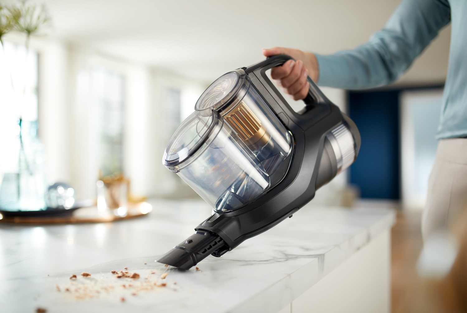Philips 8000 Series Aqua Plus XC8349/01 Cordless Vacuum-31
