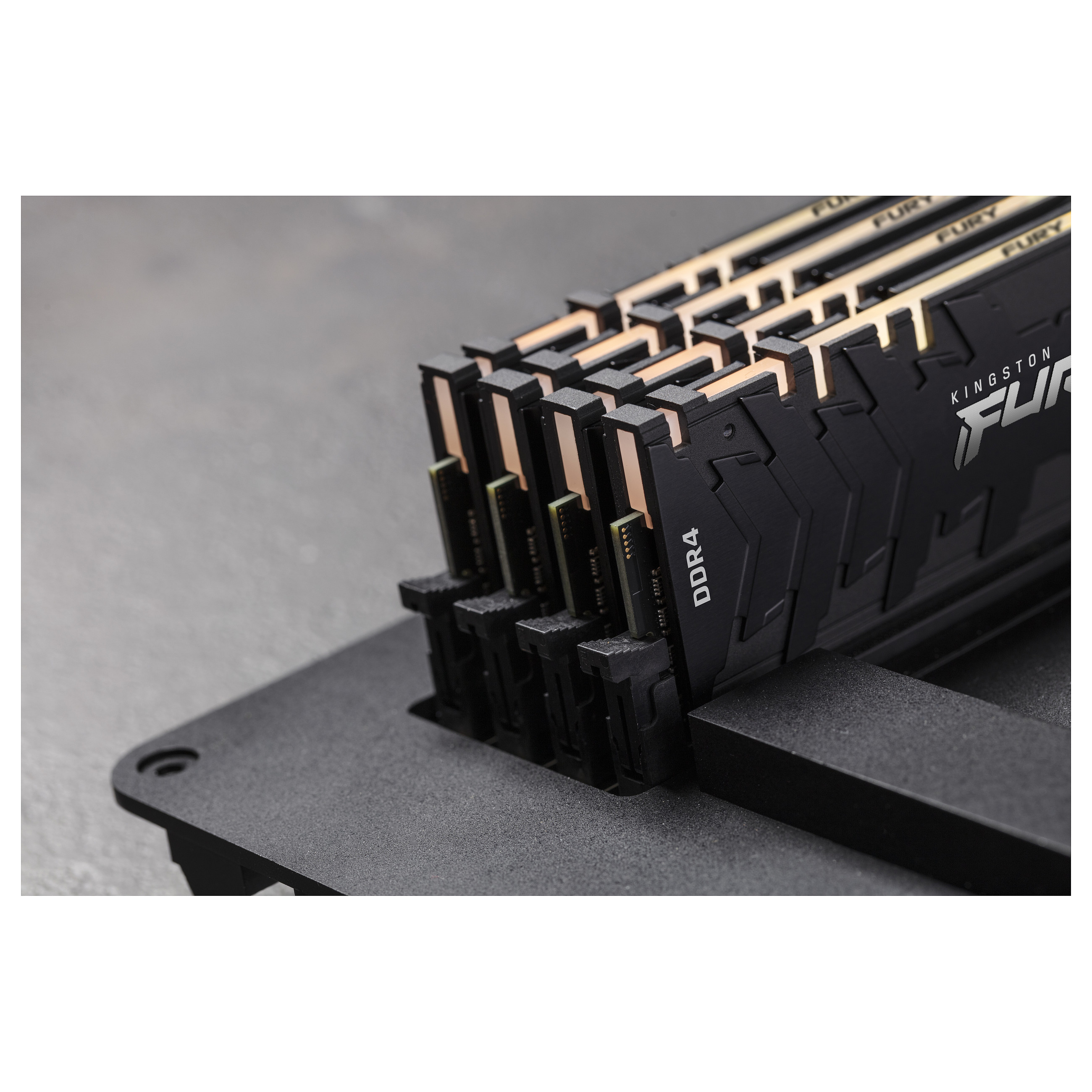 RAM KINGSTON FURY Renegade RGB (64GB, 3200MT/s, DDR4, CL16, DIMM, Kit of 2)-22