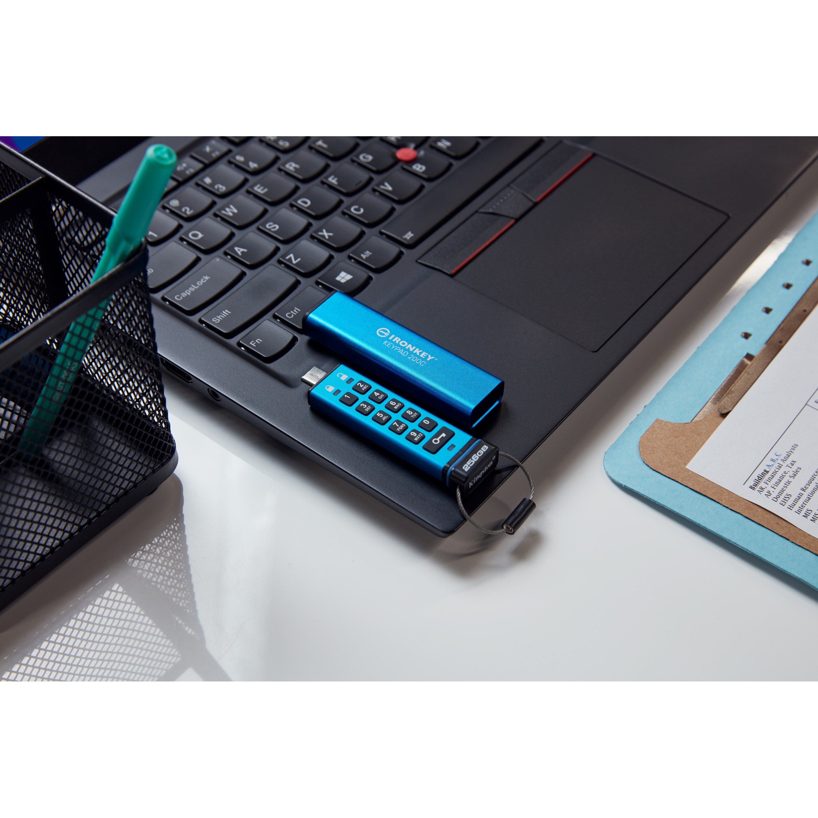 USB memorija KINGSTON 256GB IronKey Keypad 200C (FIPS 140-3 Lvl 3, AES-256)-13