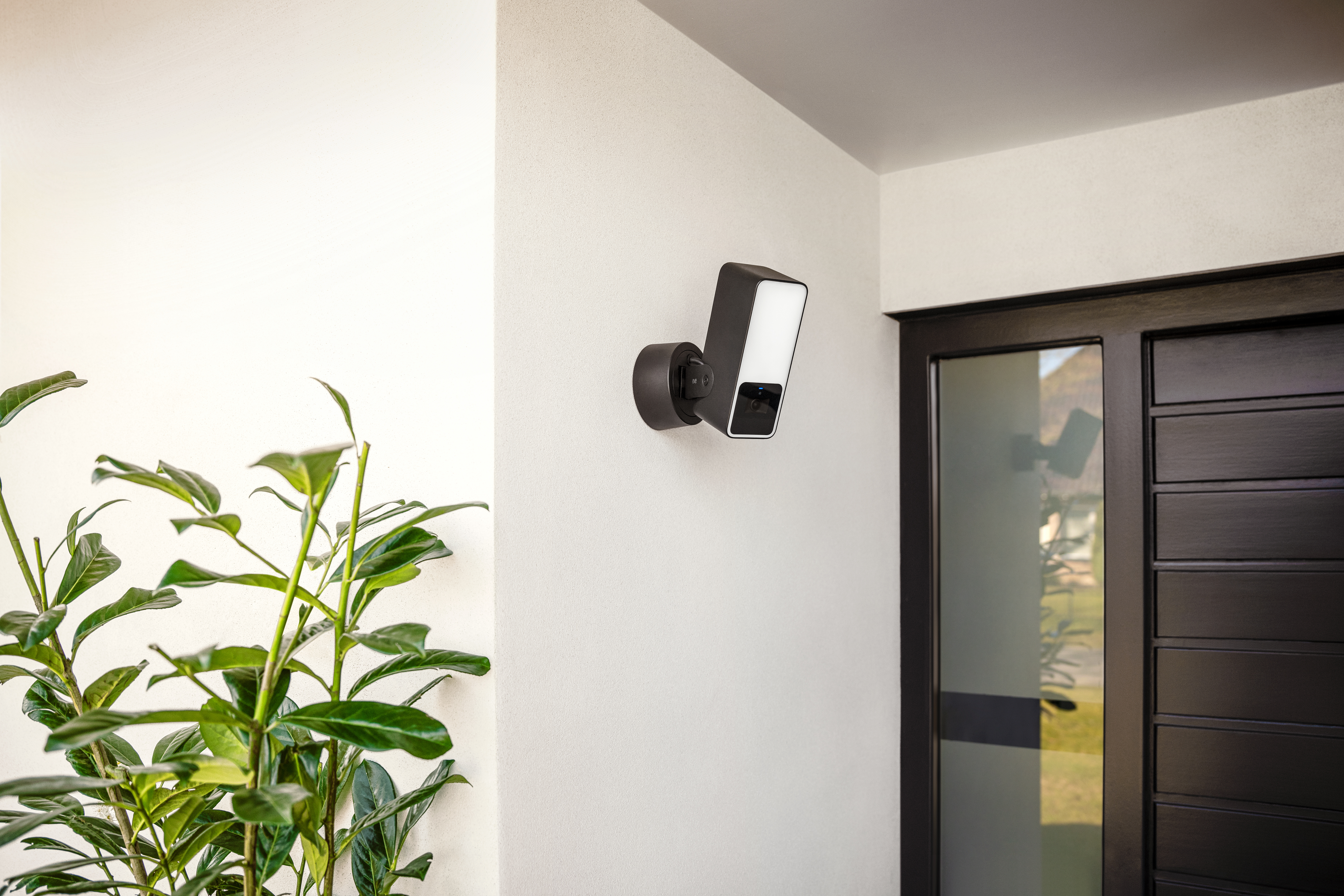 Kamera Eve Outdoor Cam Secure Floodlight-3