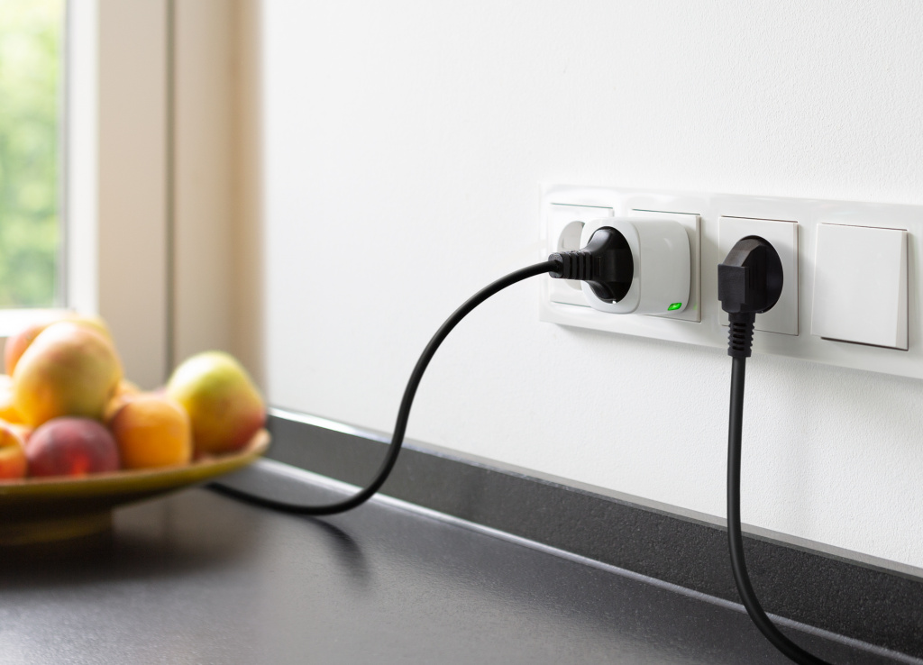 Pametna utičnica EVE Energy (Matter, Thread, Bluetooth, mjerenje potrošnje, bijela boja)-3