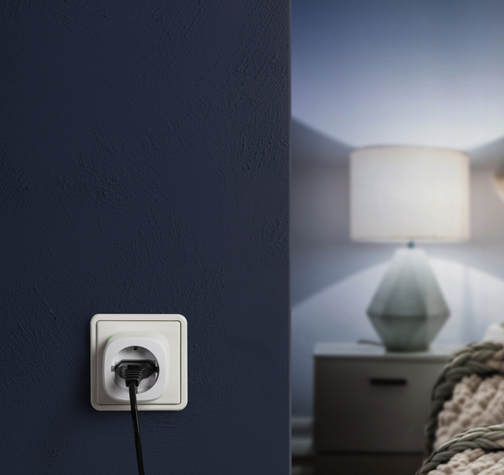 Pametna utičnica EVE Energy (Matter, Thread, Bluetooth, mjerenje potrošnje, bijela boja)-1