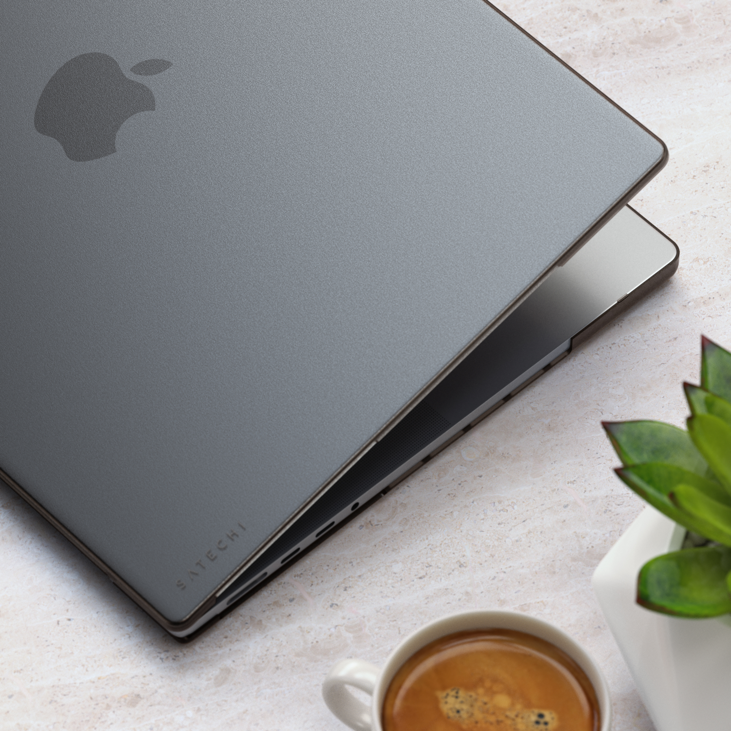 Laptop SATECHI Eco Hardshell Case for MacBook Pro 16 - Dark-1