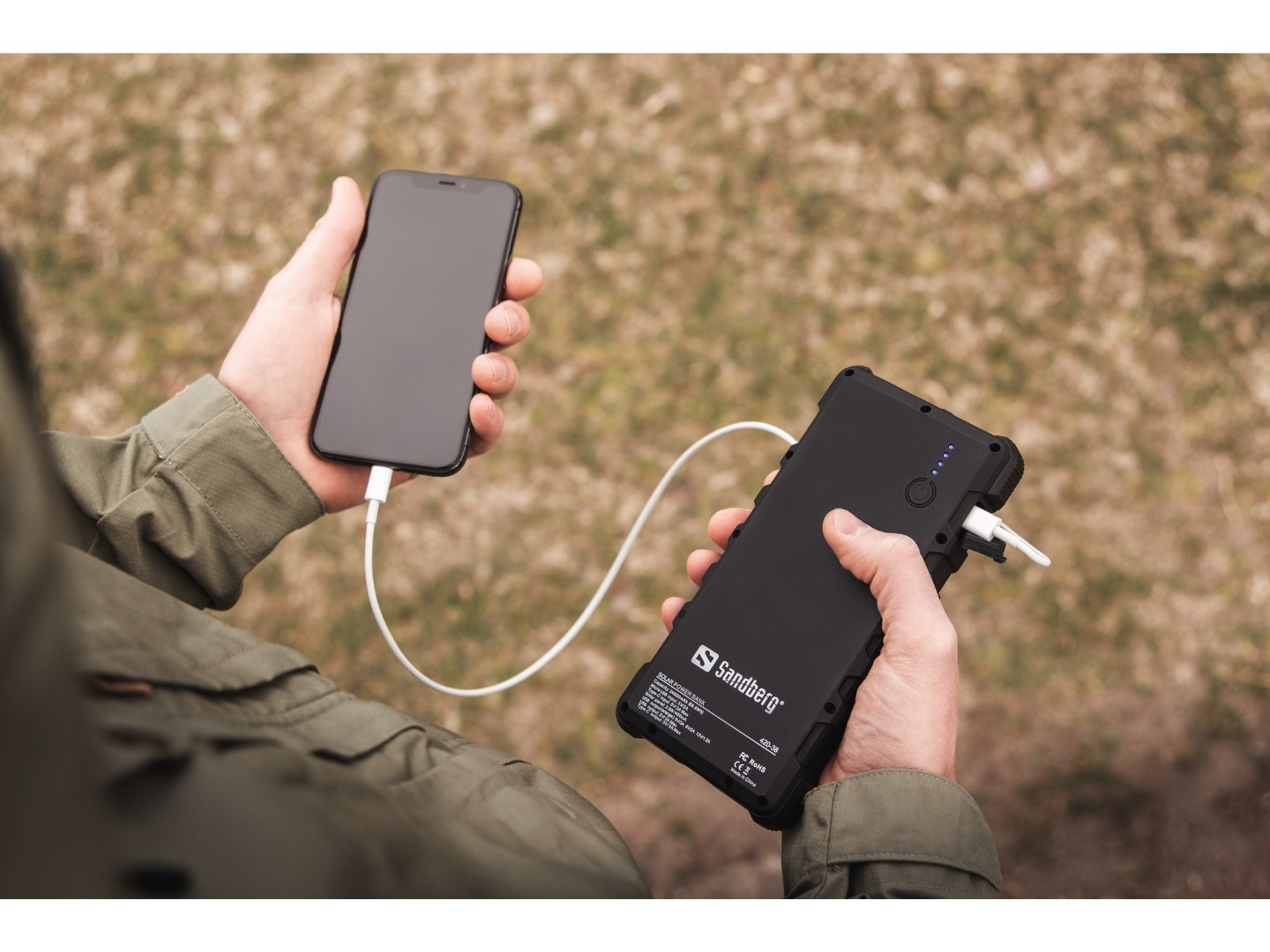Prijenosna baterija SANDBERG Outdoor Solar Powerbank 24000-2