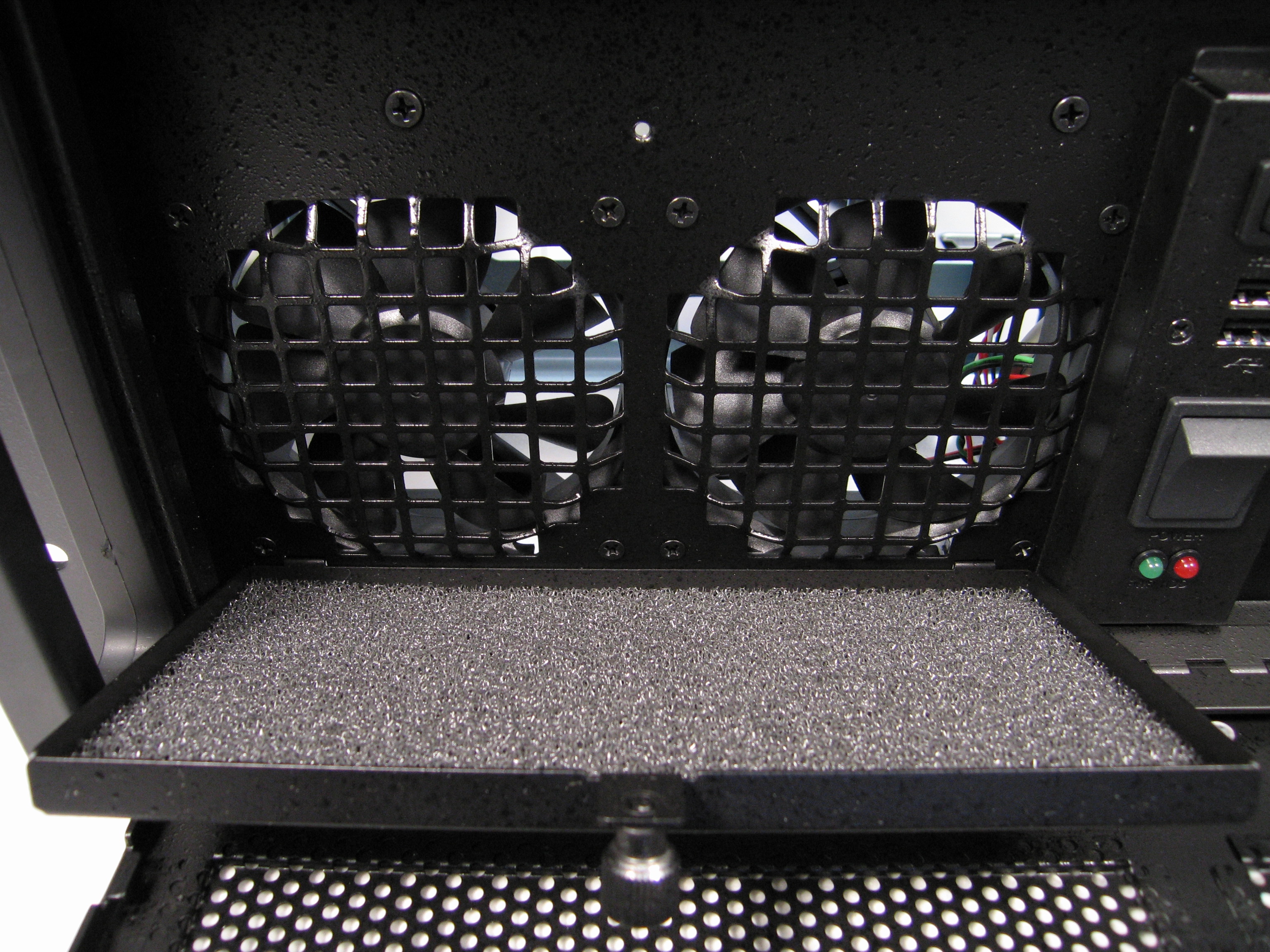 Kućište poslužitelja CHIEFTEC 4U UNC-410S-B-U3-OP-1